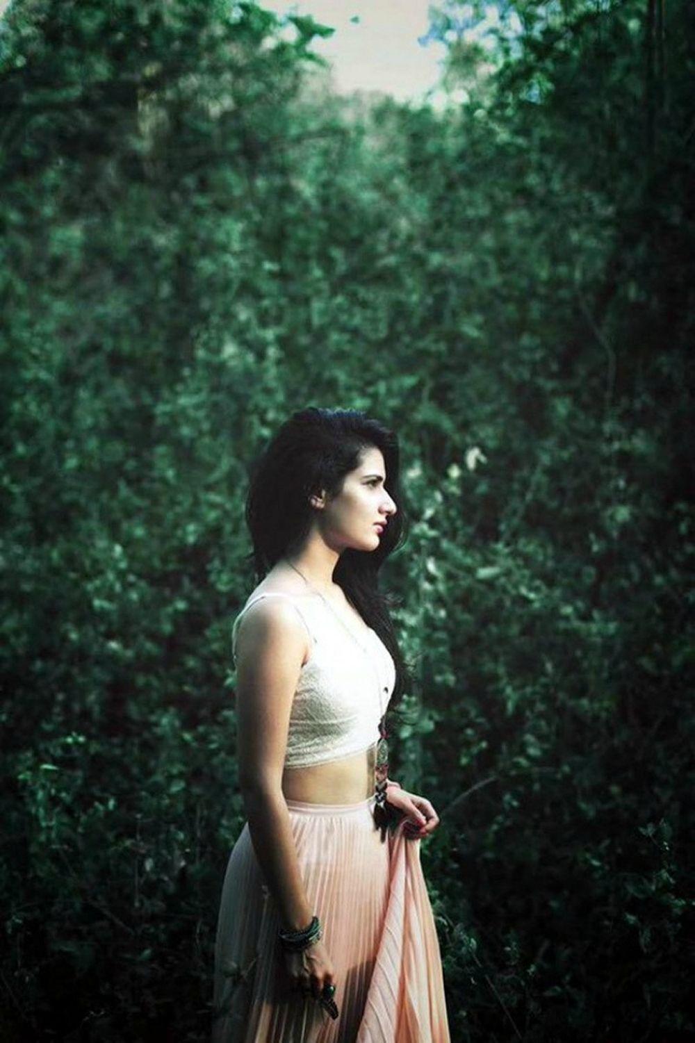 1000x1501 TV Biography: Fatima Sana Shaikh HD photo
