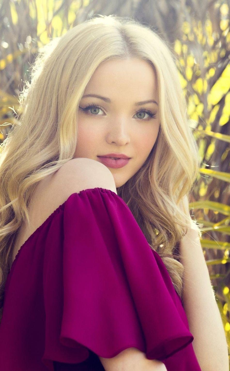 950x1534 Hot and bold, actress, celebrity, Dove Cameron, 950x1534 wallpaper
