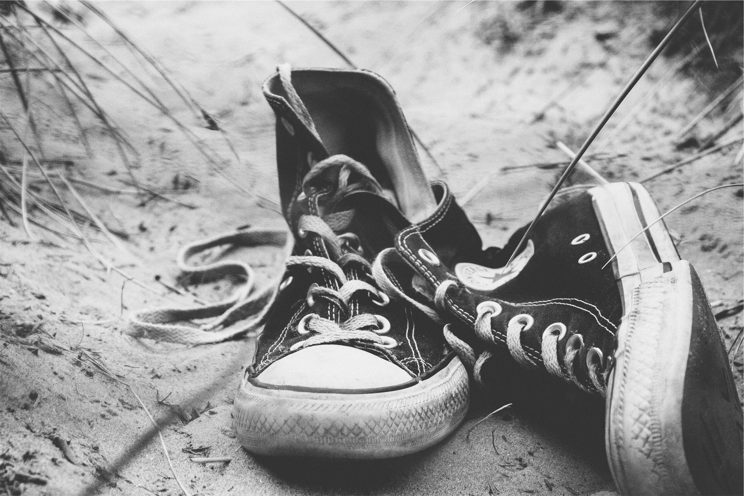2509x1673 black and white converse high top sneakers free image