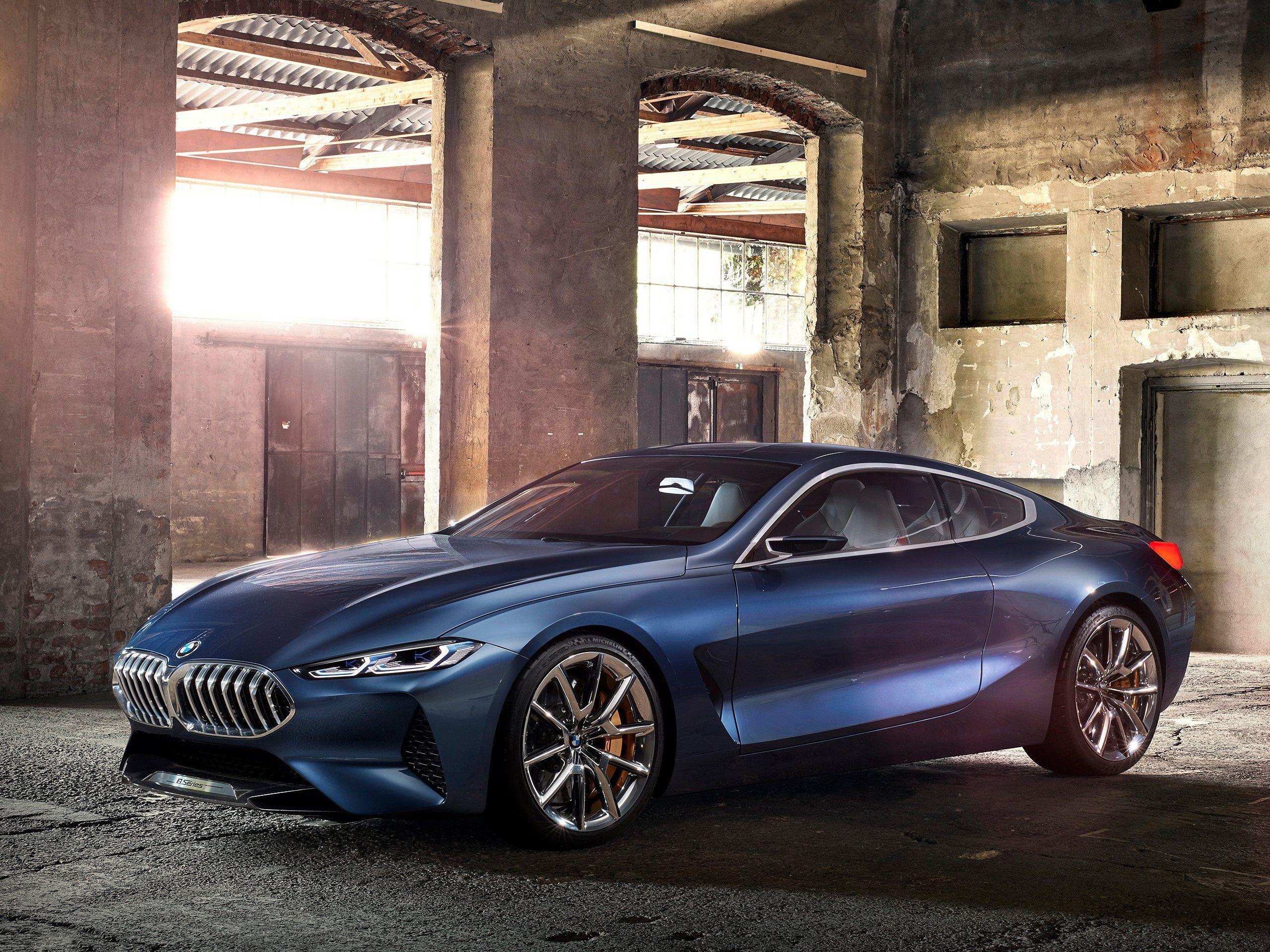 2560x1920 BMW 8 Series Wallpaper