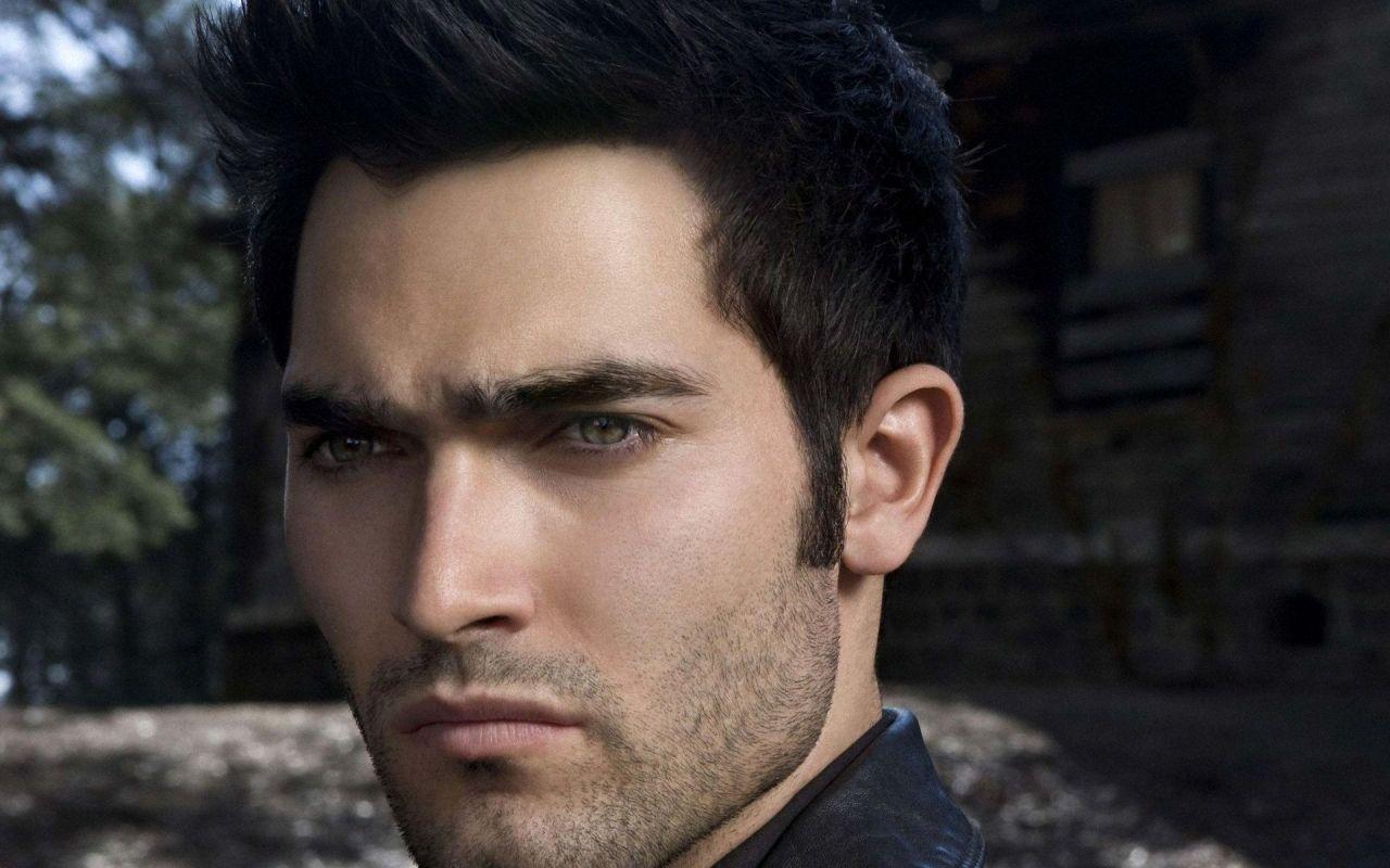 1280x800 Tyler Hoechlin Face Wallpaper 54365 1280x800px