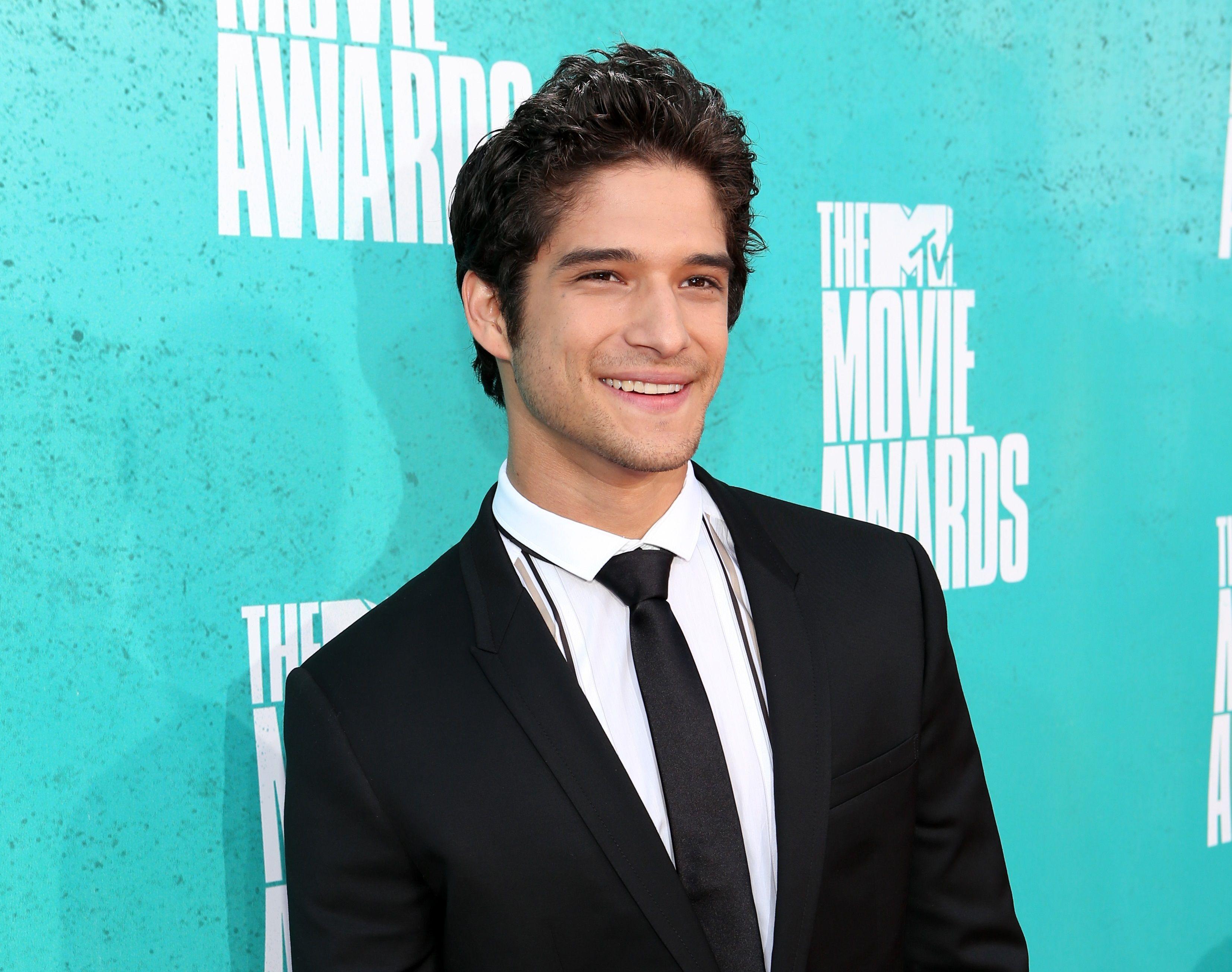 3306x2609 Tyler Posey