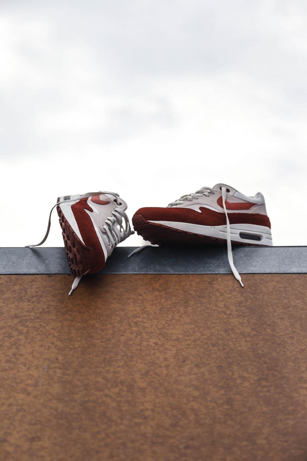 1000x1500 Nike Sneaker Picture. Download Free Image