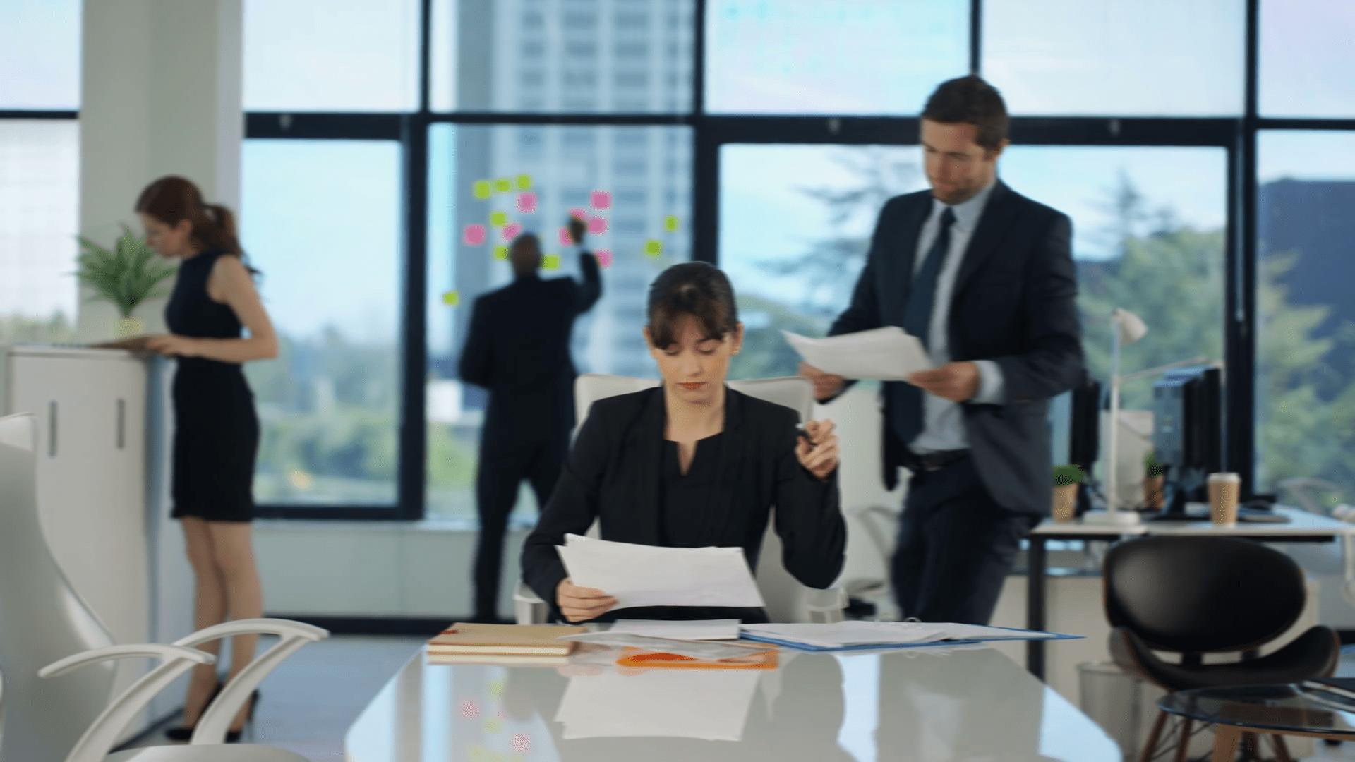 1920x1080 What Is An Online Business Manager, and Is It Time for You to Hire