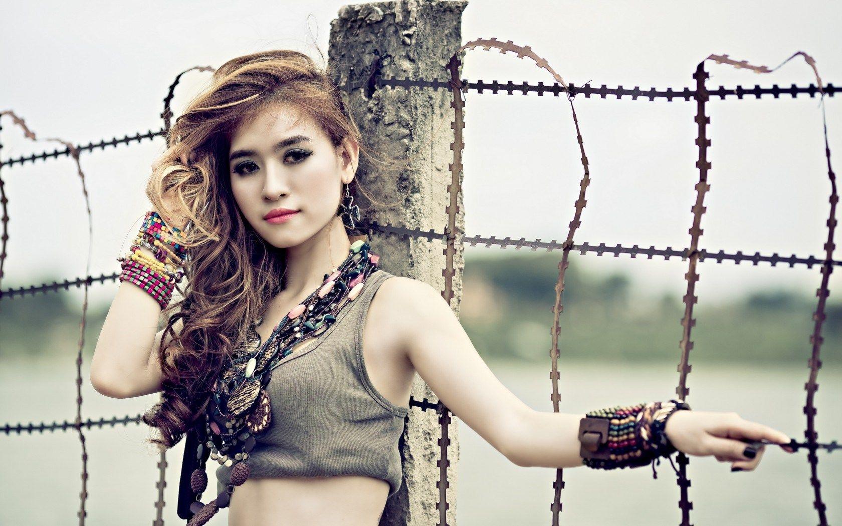 1680x1050 Asian Girl HD Wallpaper. Cool Wallpaper. Girl pics