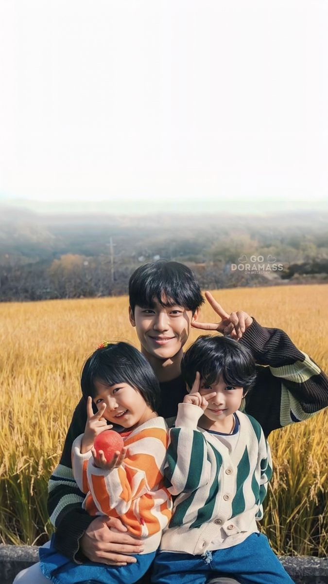 675x1200 The Good Bad Mother Wallpaper