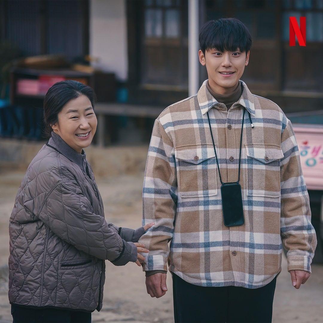 1080x1080 The Good Bad Mother