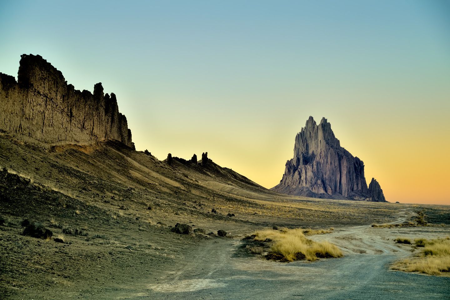 1440x960 A Serendipitous Sunset at Shiprock