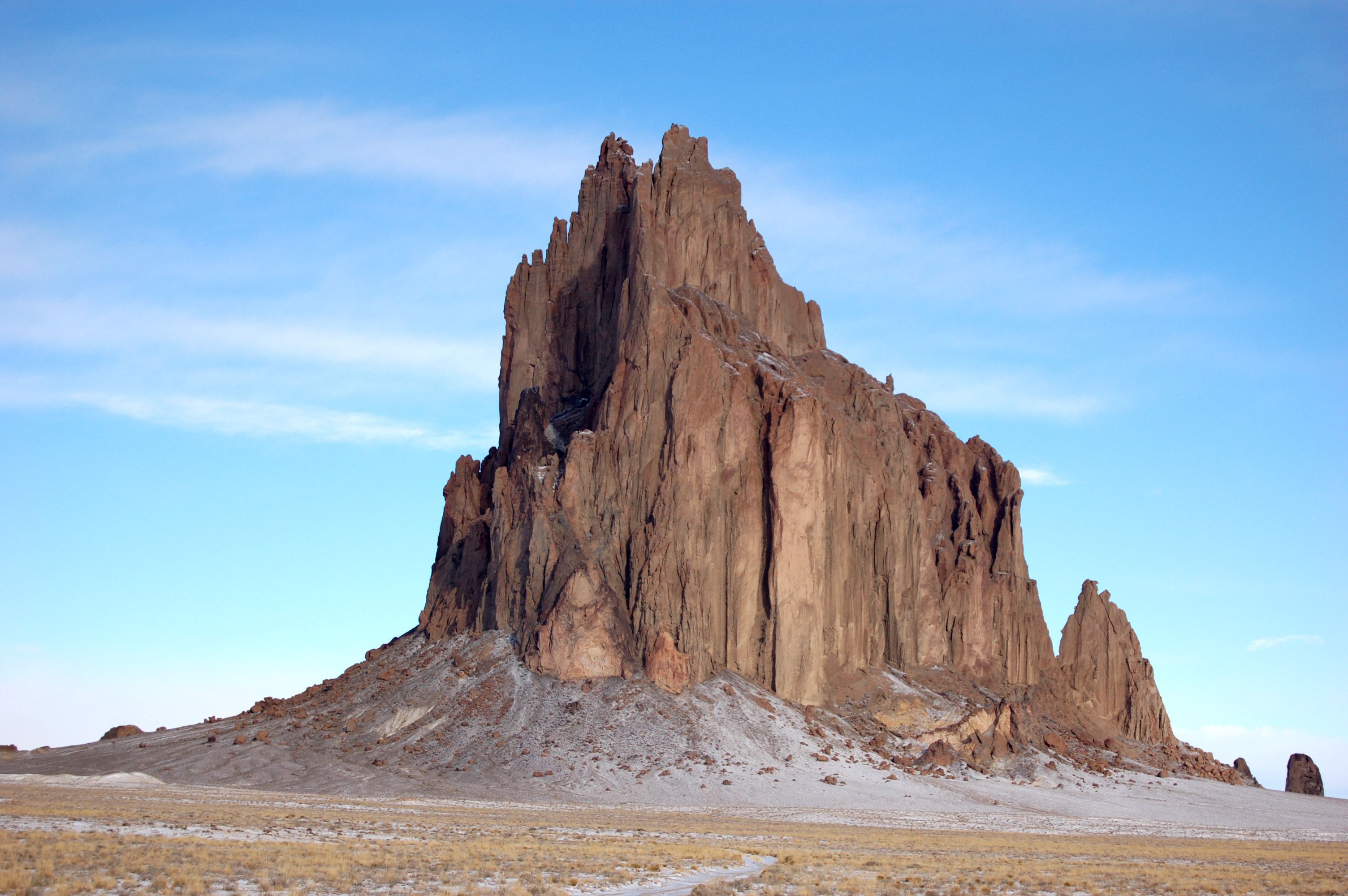 3008x2000 Shiprock