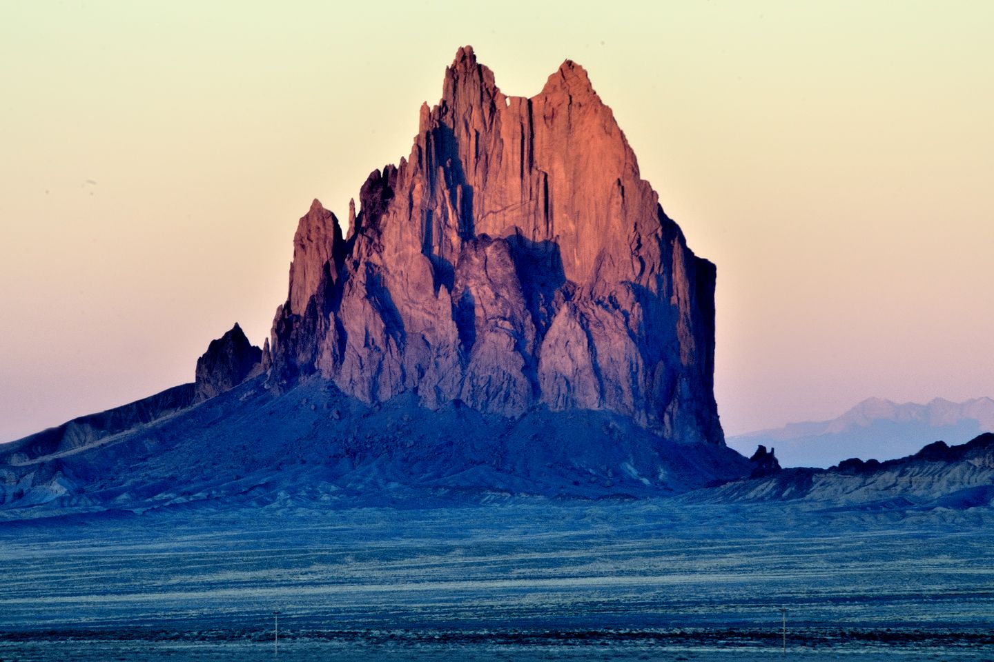 1440x960 A Serendipitous Sunset at Shiprock