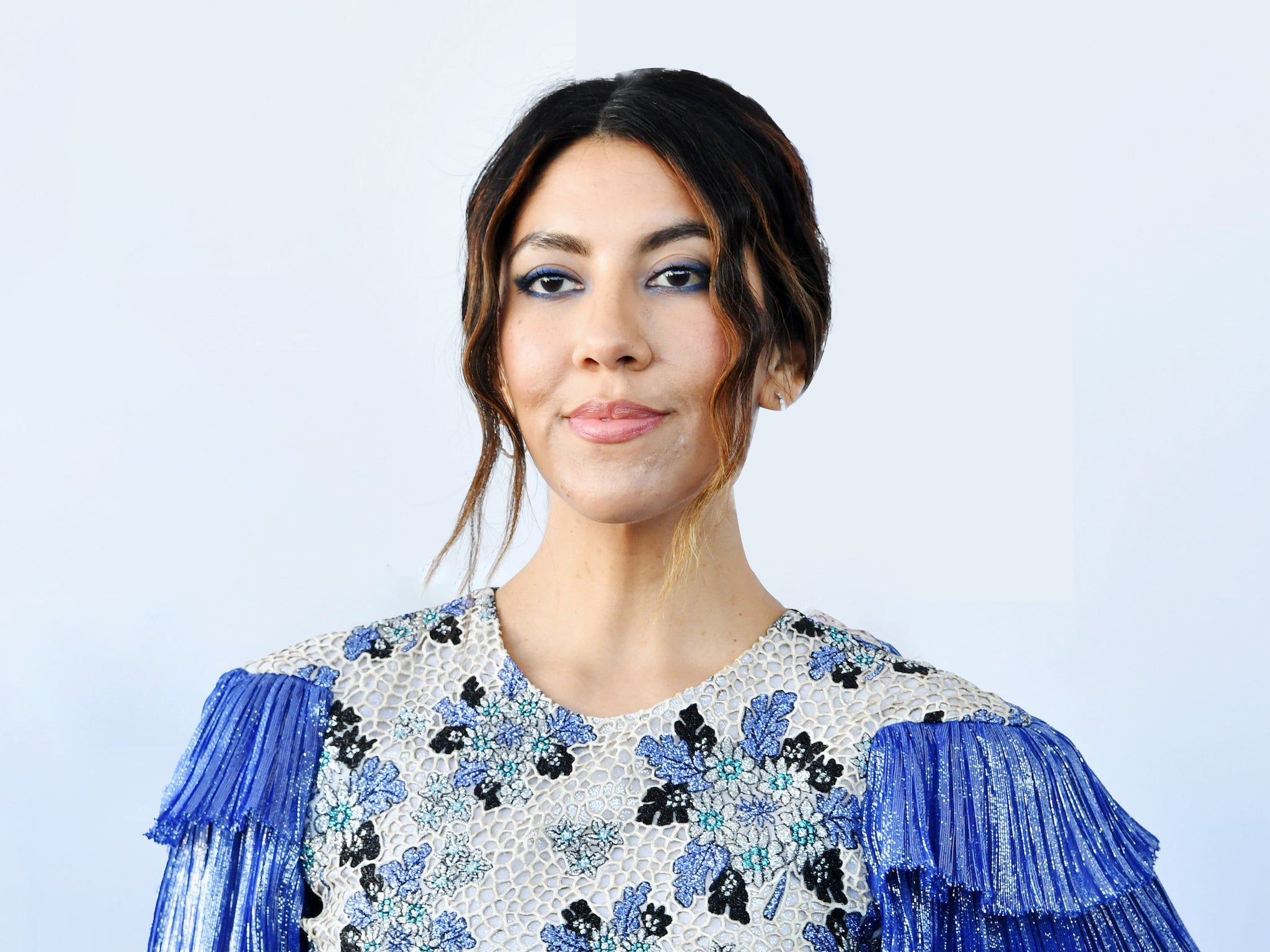 2048x1536 Stephanie Beatriz: 'Bisexuals are so often presented to be super promiscuous'