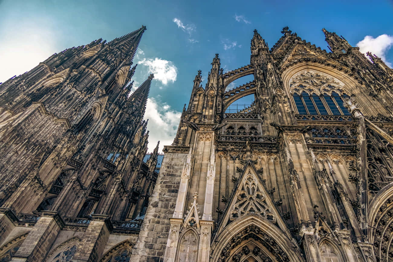 1300x867 Gothic Architecture Wallpaper