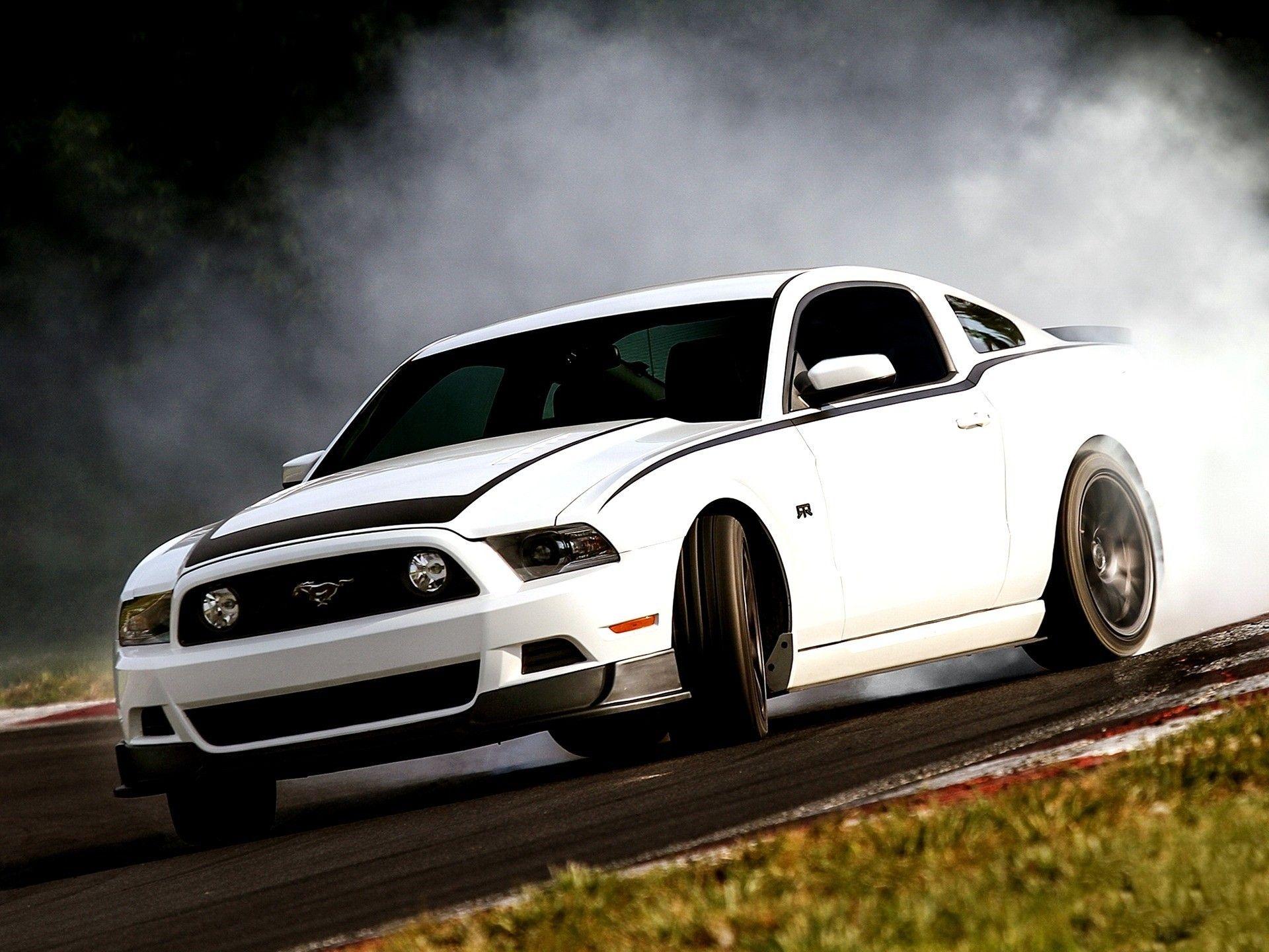 Gittin Jr Mustang 2012