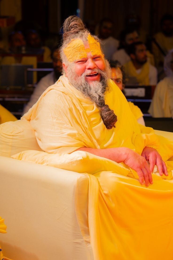 736x1104 Premanand Ji Maharaj HD Wallpaper