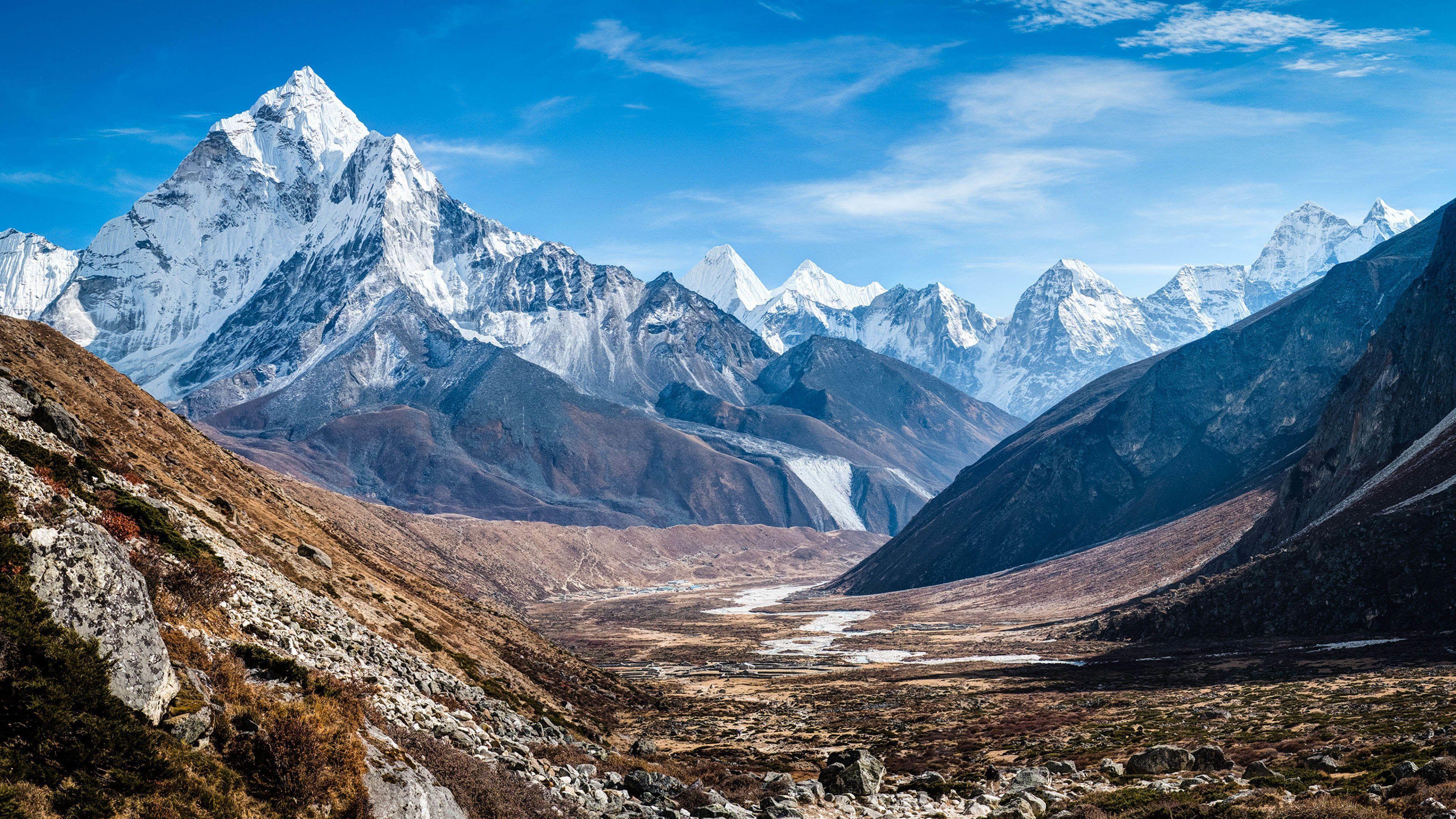 3840x2160 4K Mountain Wallpaper