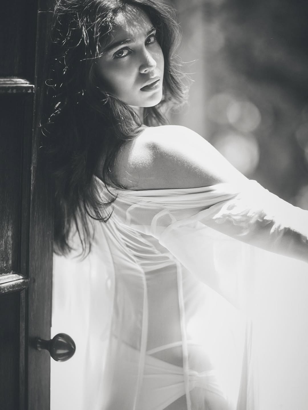 1080x1437 Sharvari Wagh Photo. Sharvari Wagh Latest HD Pics. Sharvari Wagh New Image