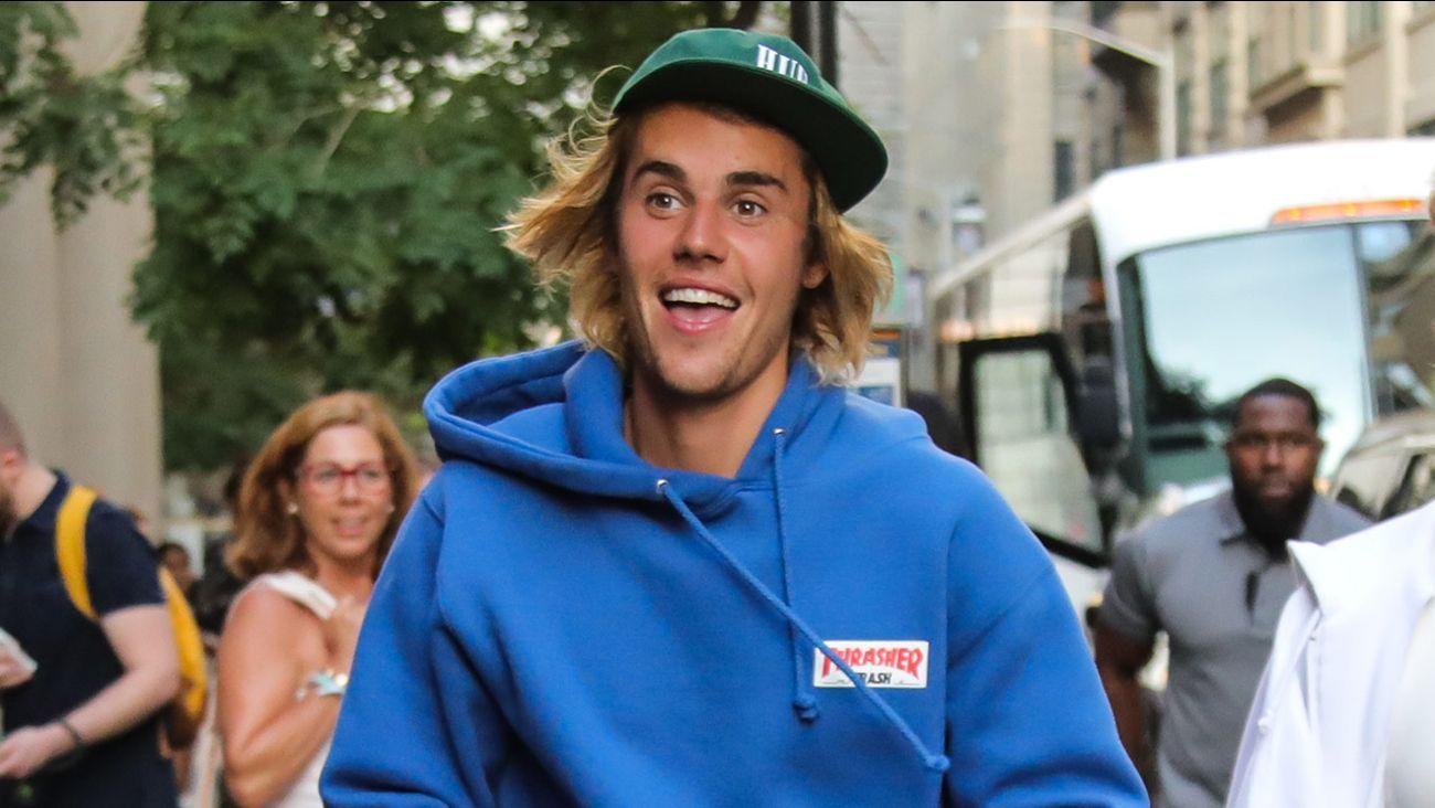 1300x732 Justin Bieber to perform at Lincoln Financial Field in South