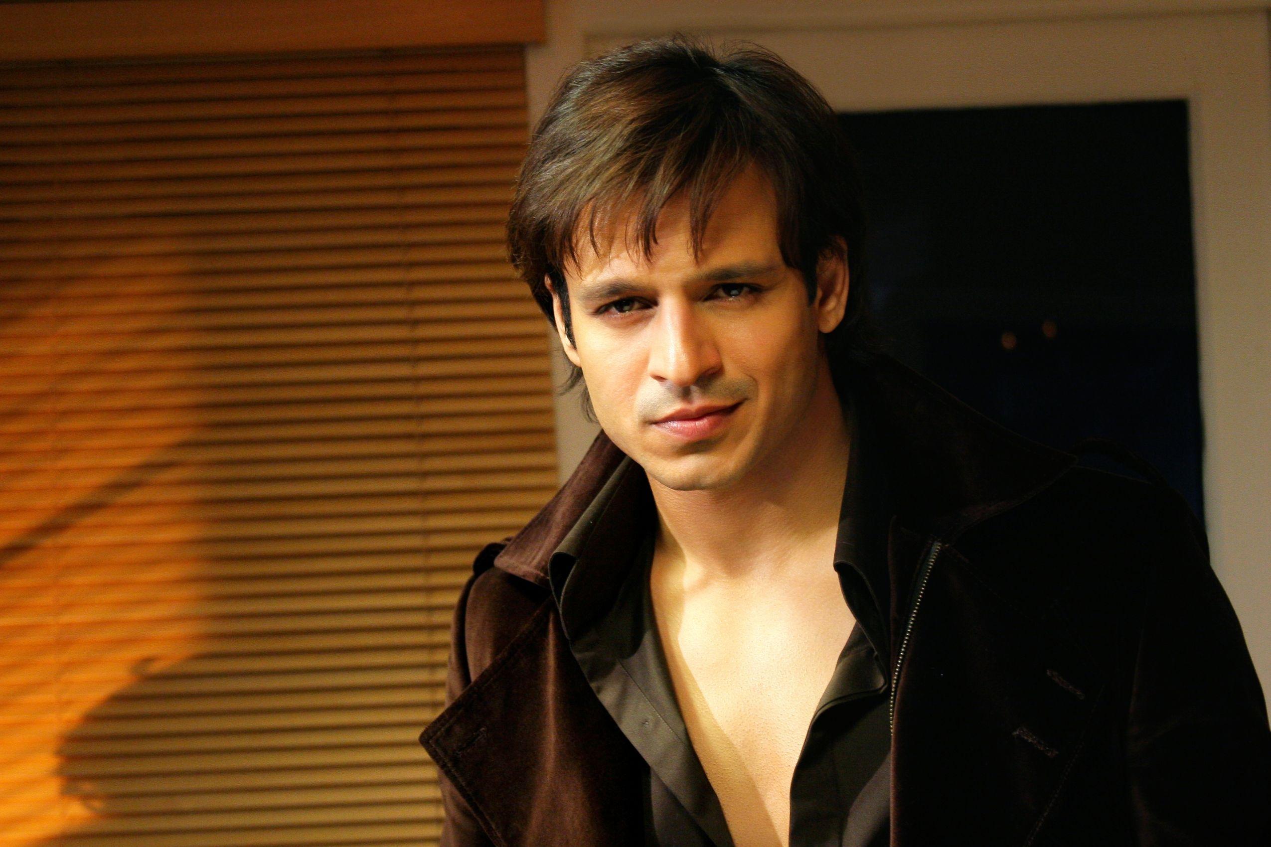 2550x1700 Vivek Oberoi HD Wallpaper 1280x1024 Resolution Wallpaper