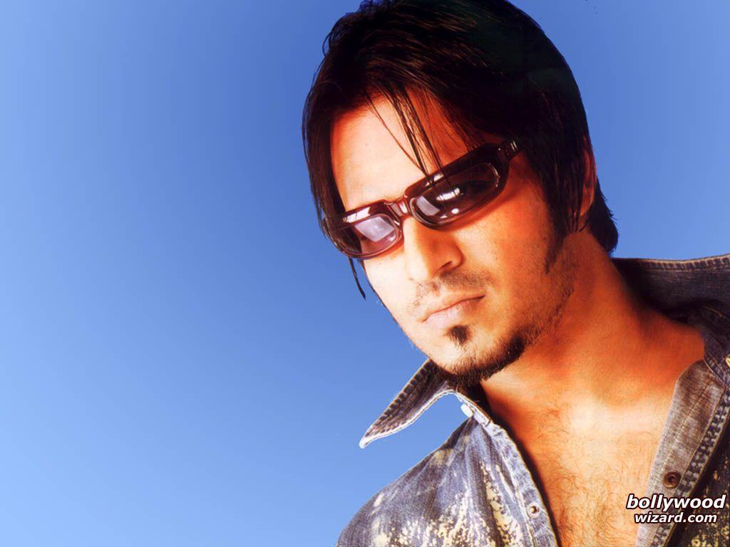 1024x768 BollywoodWizard.com : Wallpaper / Picture of Vivek Oberoi