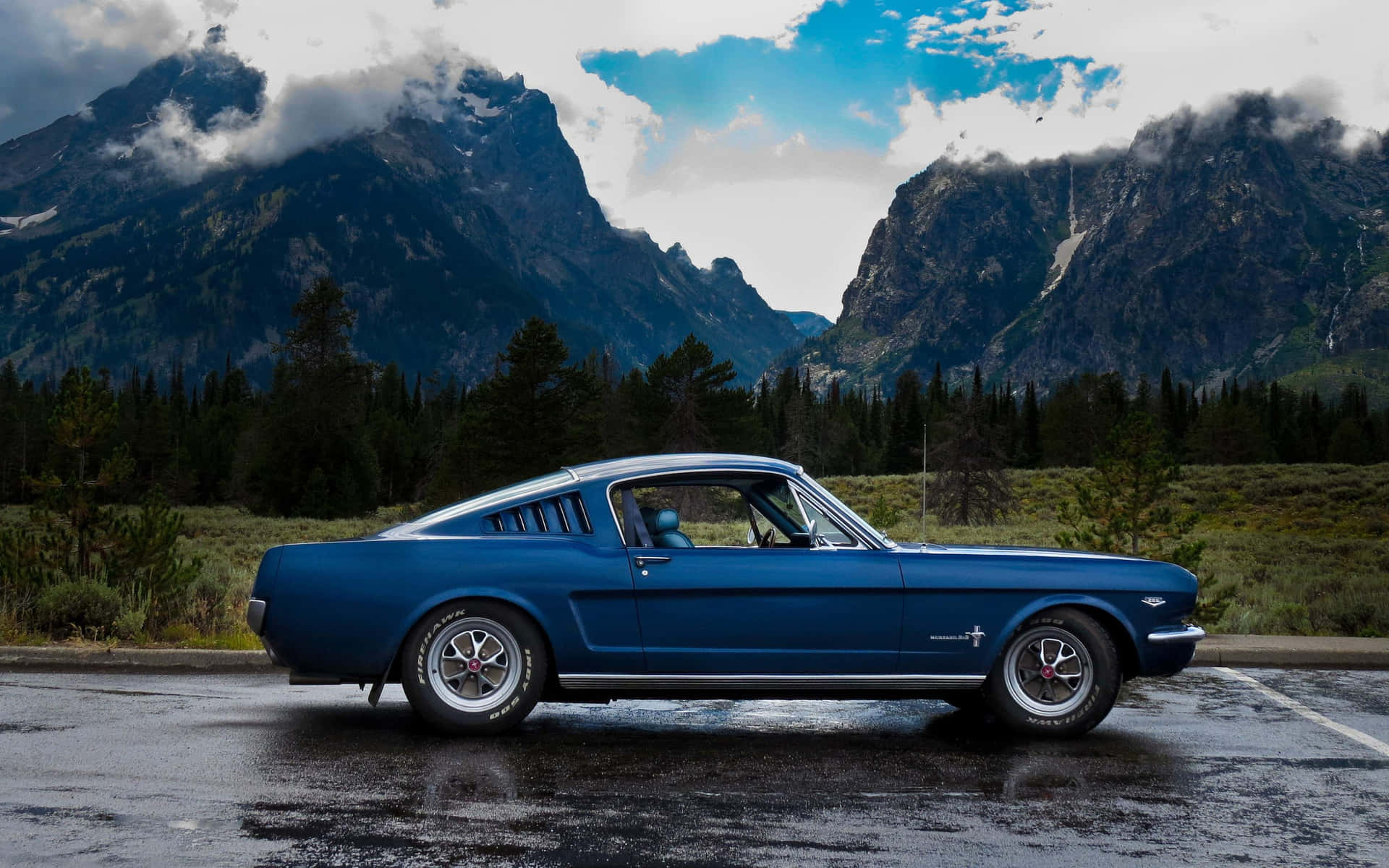 1920x1200 Download Striking View of a 1966 Ford Mustang Fastback Wallpaper