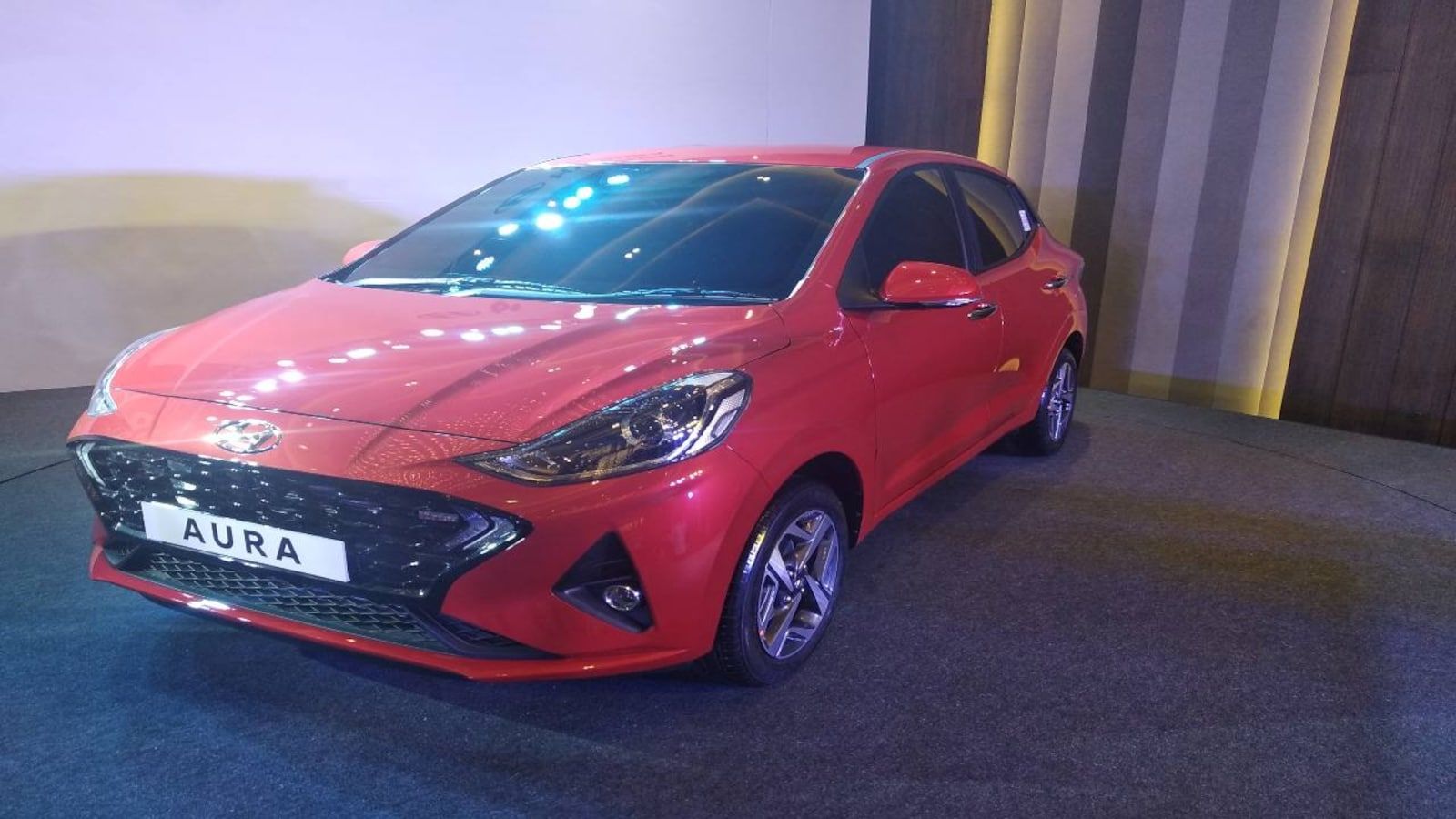 1600x900 Hyundai unveils new sedan Aura; launch scheduled for next year