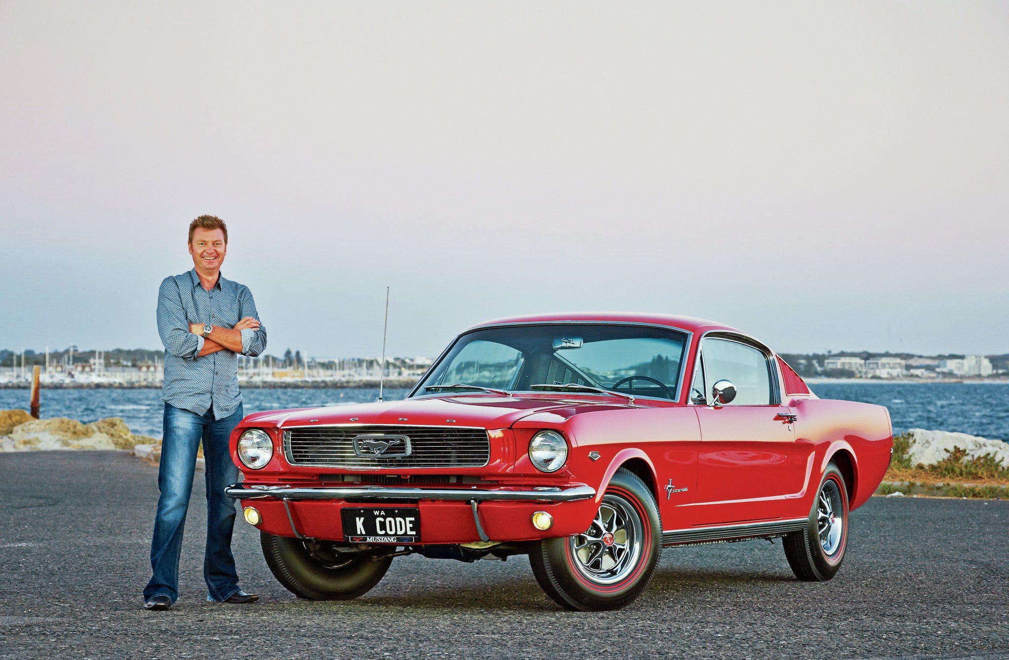 2048x1340 Ford Mustang