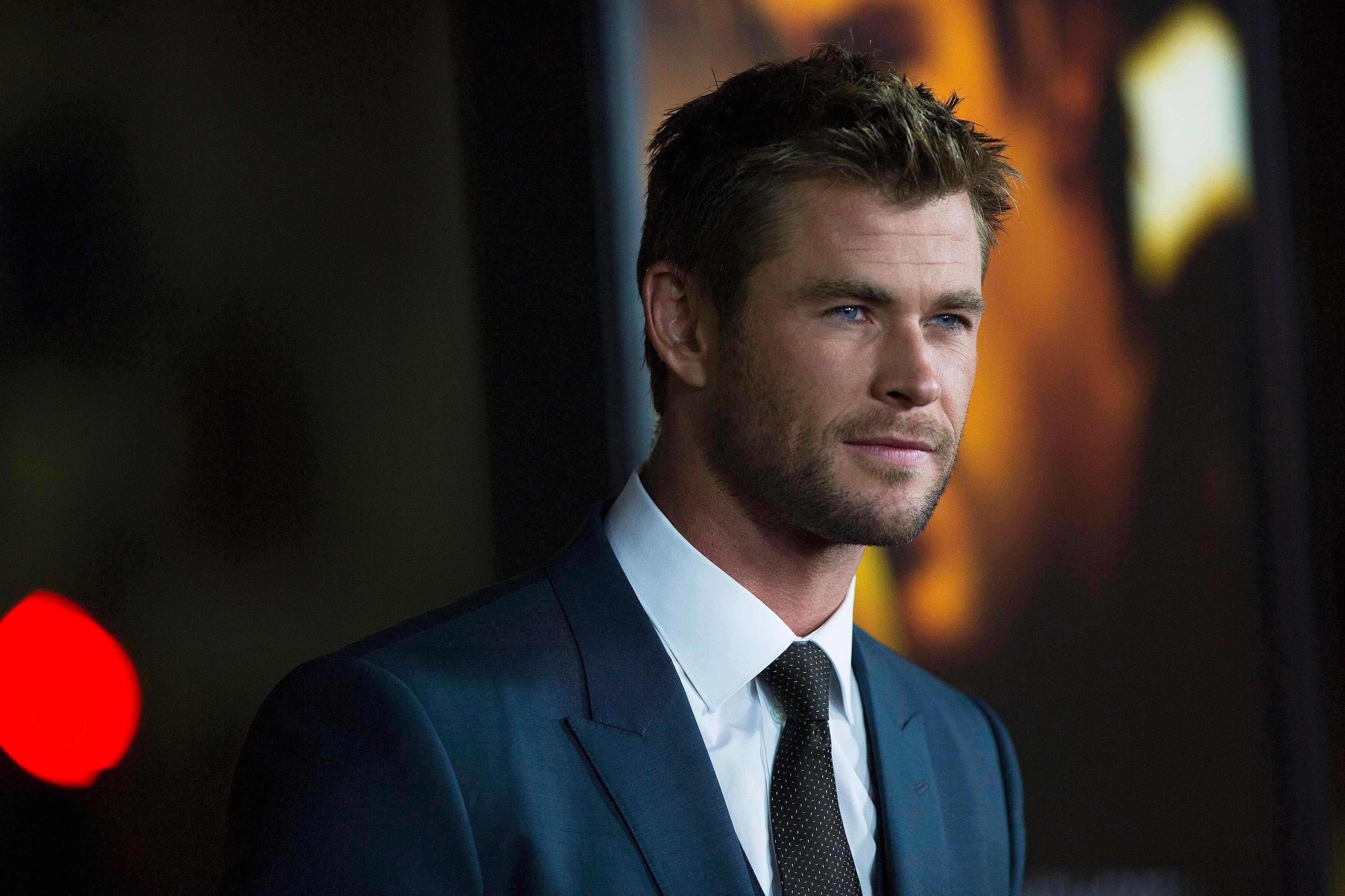 3500x2333 Chris Hemsworth Confronts The Notion He's Too Good Looking To Play