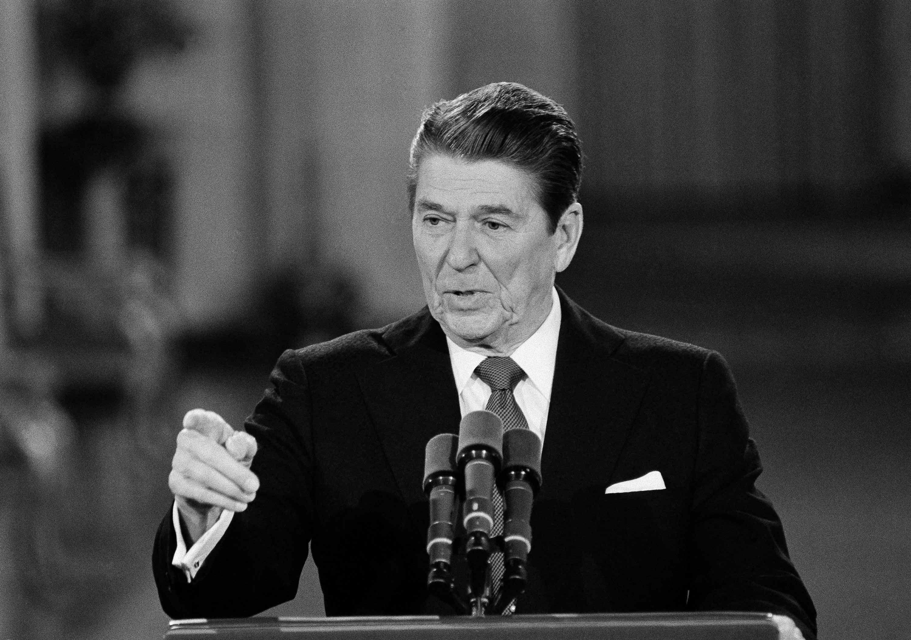 Ronald Reagan Wallpapers Top Free Ronald Reagan Backgrounds Wallpaperaccess