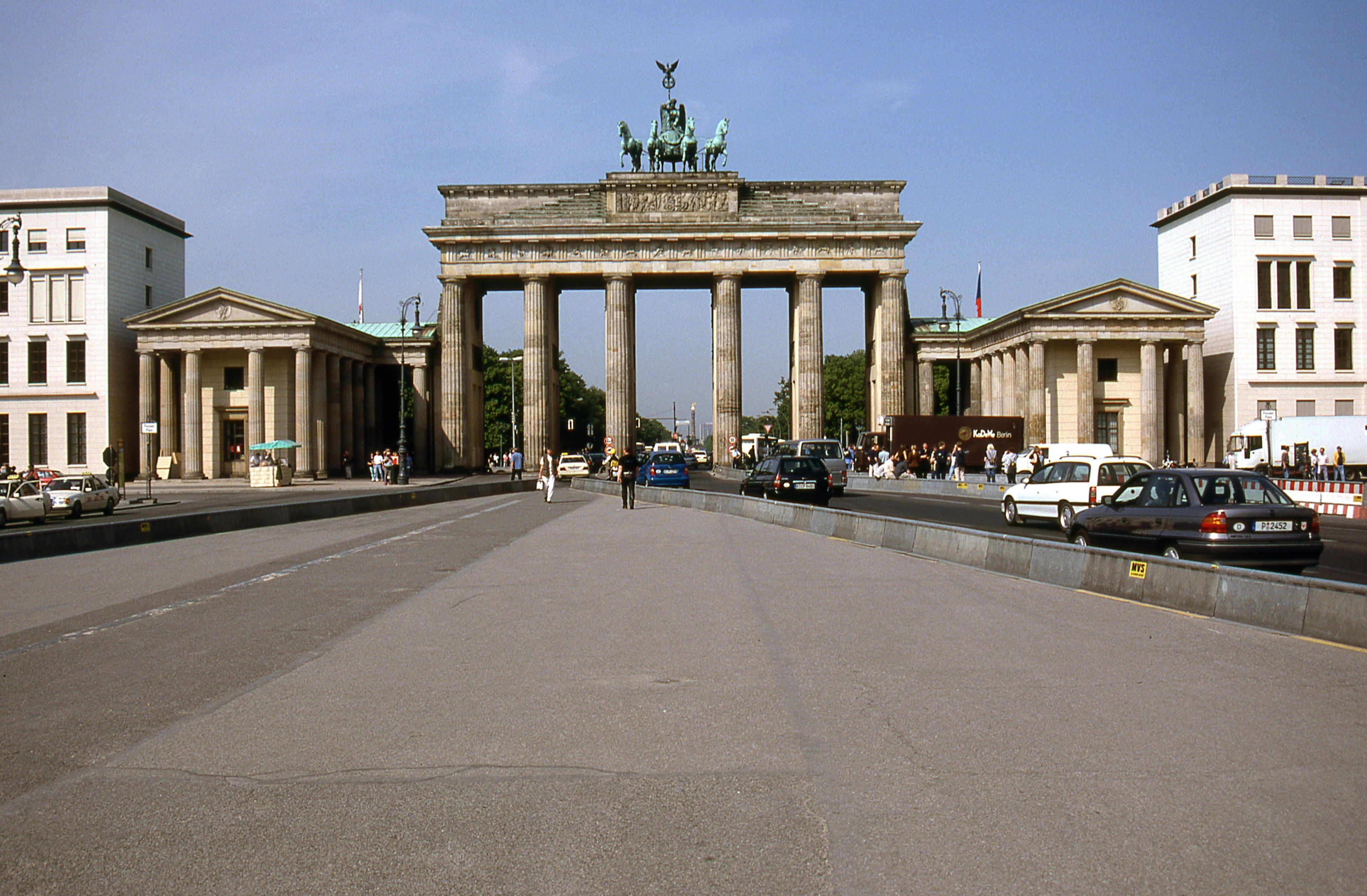 3840x2518 Brandenburg Gate Wallpaper 98363