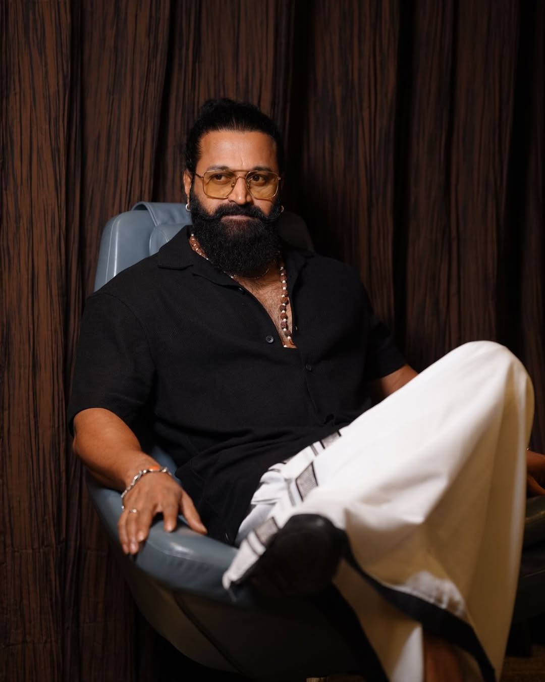 1080x1351 Rishab Shetty Photo. Rishab Shetty Latest HD Pics. Rishab Shetty New Image
