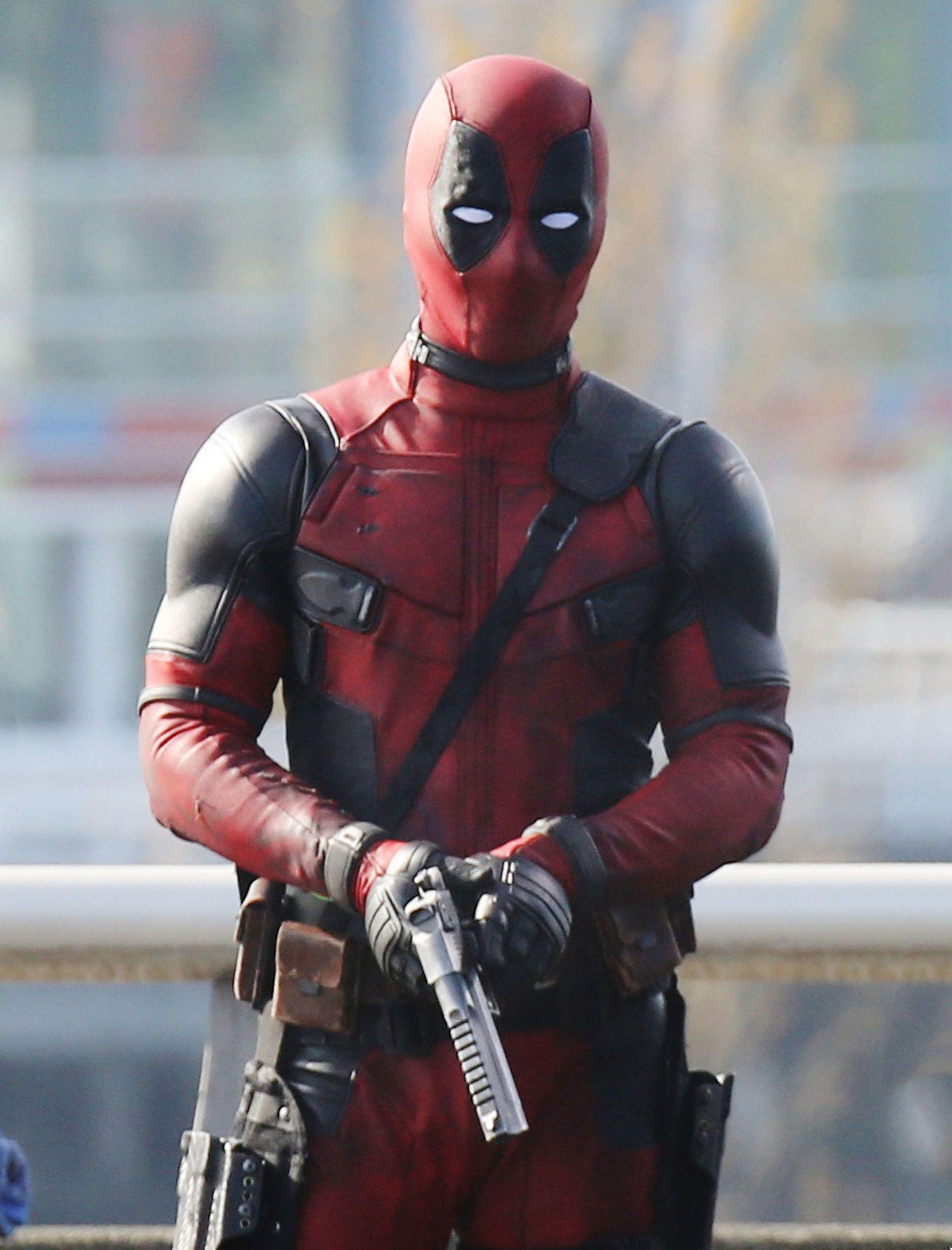 2048x2689 Deadpool movie HD Wallpaper free download