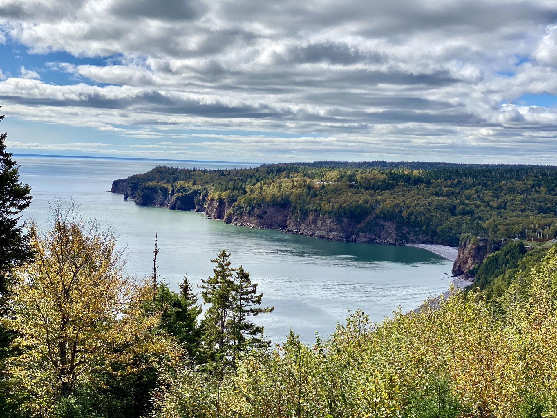 1920x1440 Exploring the Fundy Trail in Fall Colours Coast Mermaid