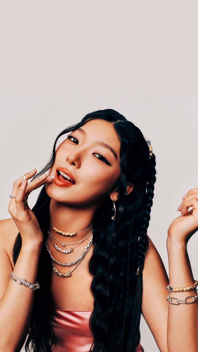 675x1200 KATSEYE #YOONCHAE For PANDORA 4K WALLPAPER 1 2