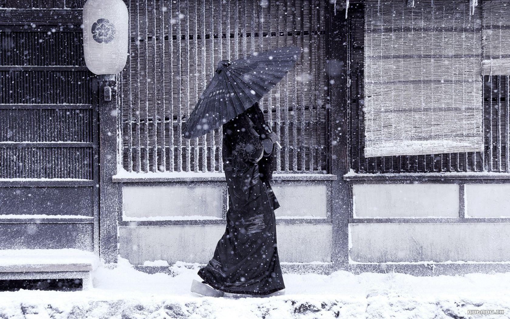 1680x1050 snow, japanese, umbrellas wallpaper