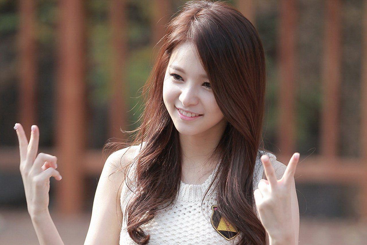 Cute Korean Girls Wallpapers - Top Free Cute Korean Girls Backgrounds -  WallpaperAccess