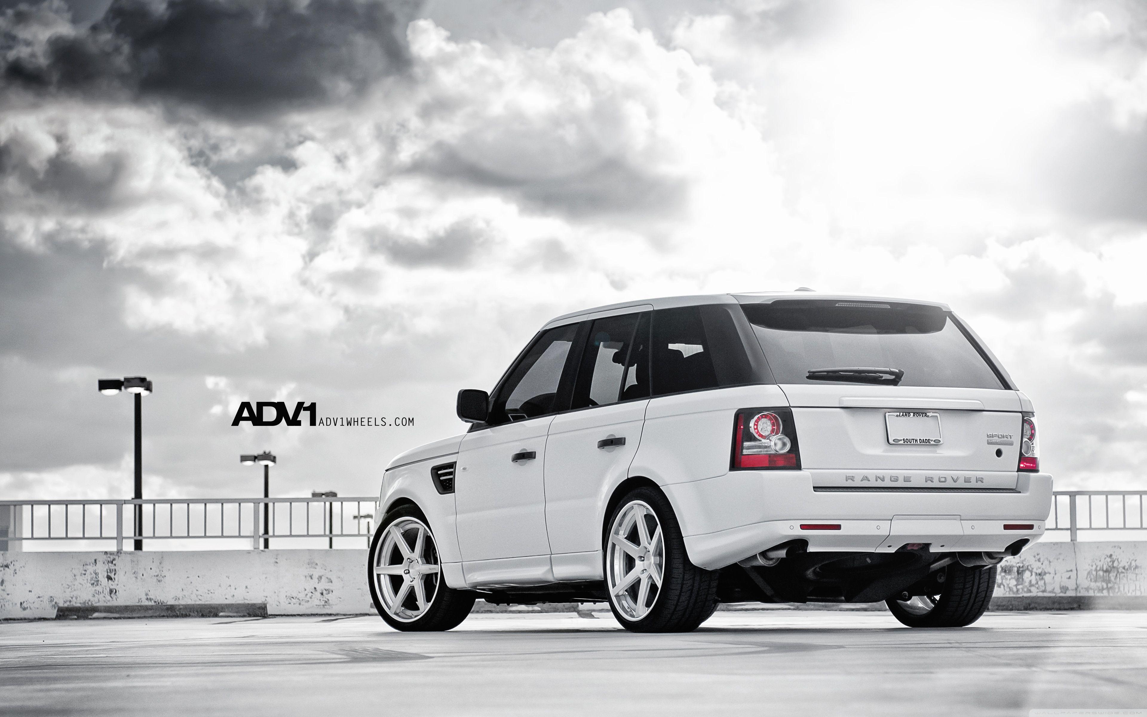 3840x2400 White Range Rover Wallpaper