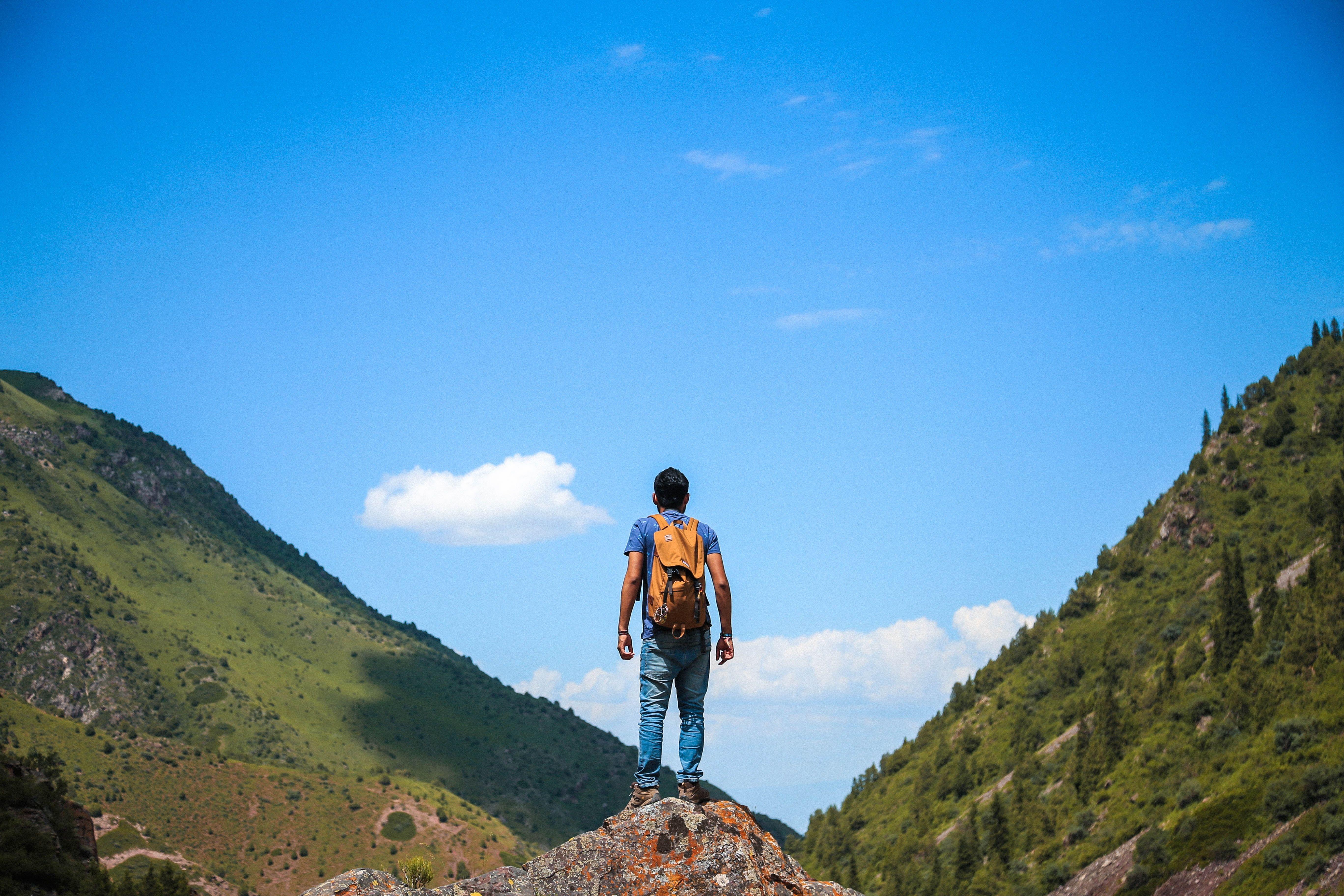 5472x3648 Man on Top of Mountain · Free