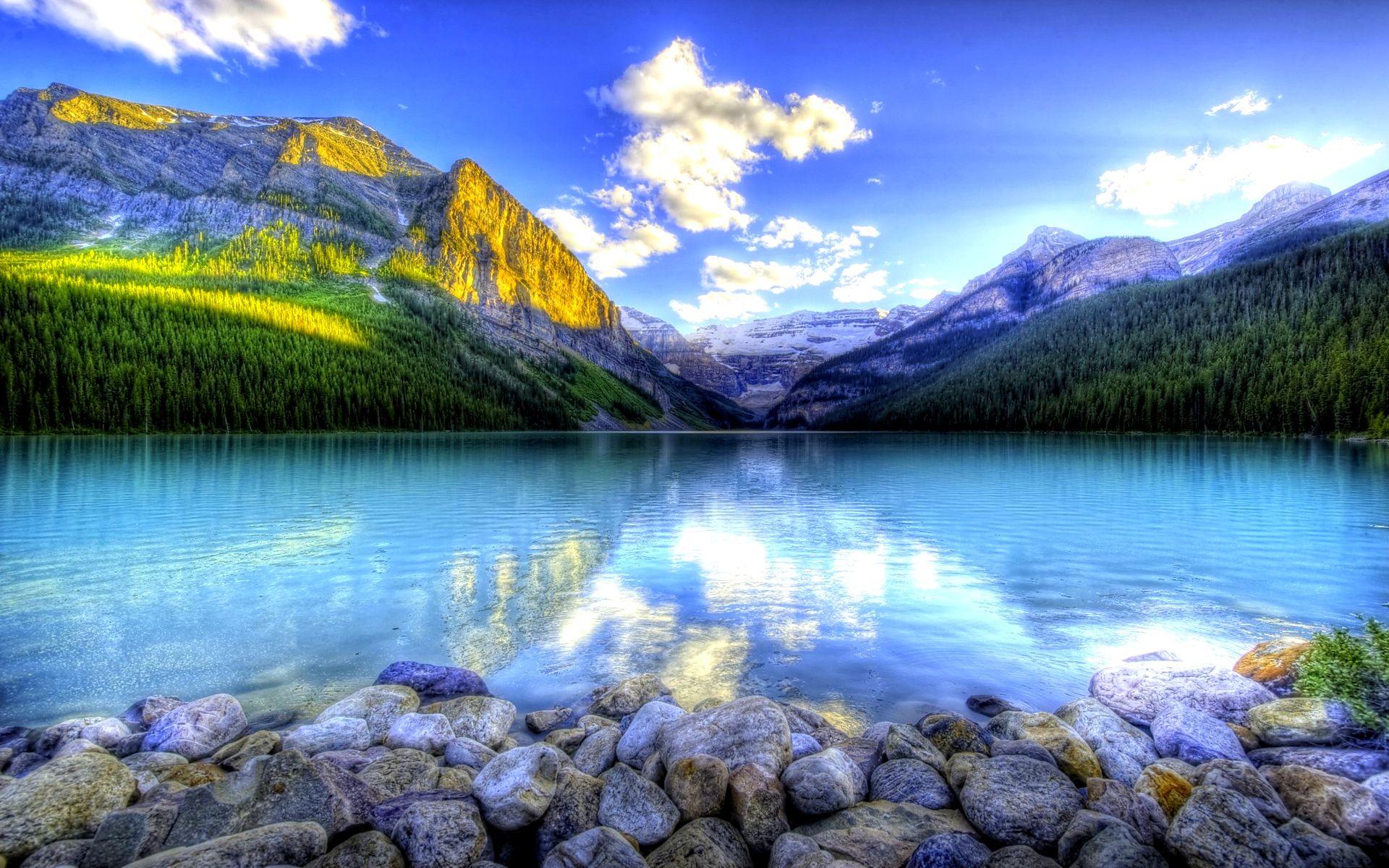 1920x1200 Stunning Mountain Lake wallpaperx1200