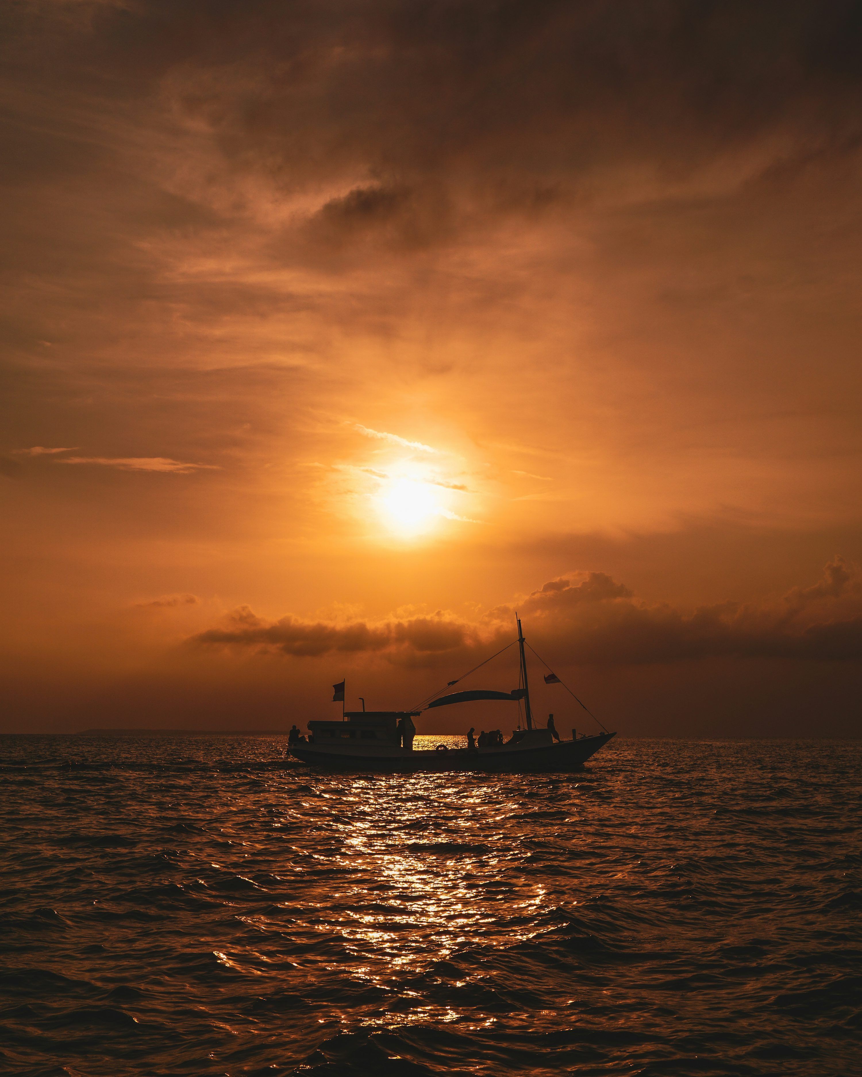 3000x3750 Boat Sunset Picture. Download Free Image