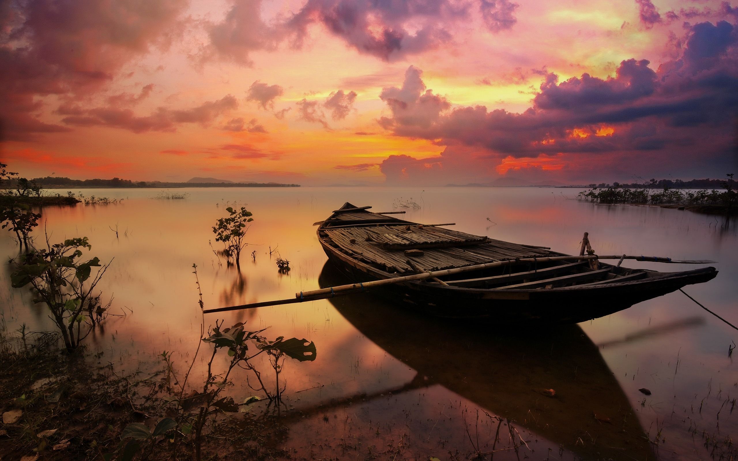 2560x1600 Sunset on the lake boat Photo HD Wallpaper