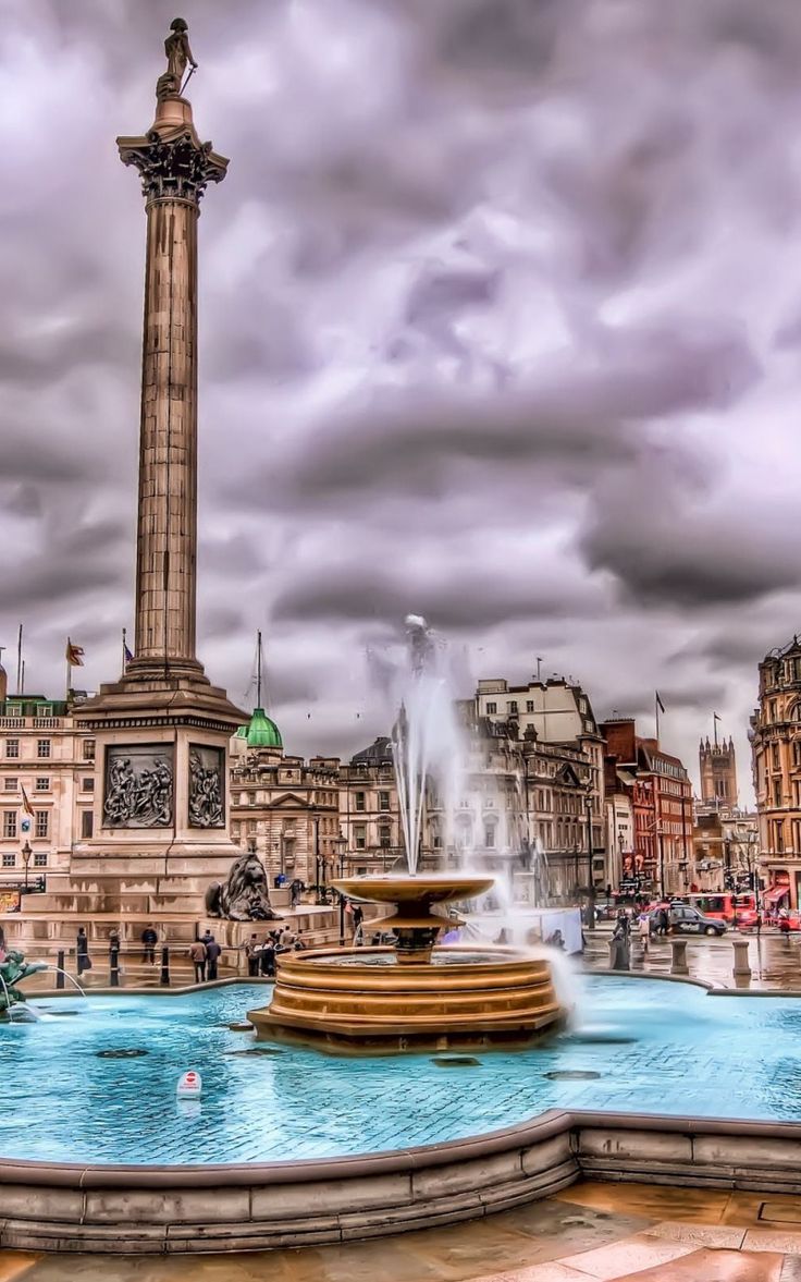 736x1177 Lovely Trafalgar Square Wallpaper