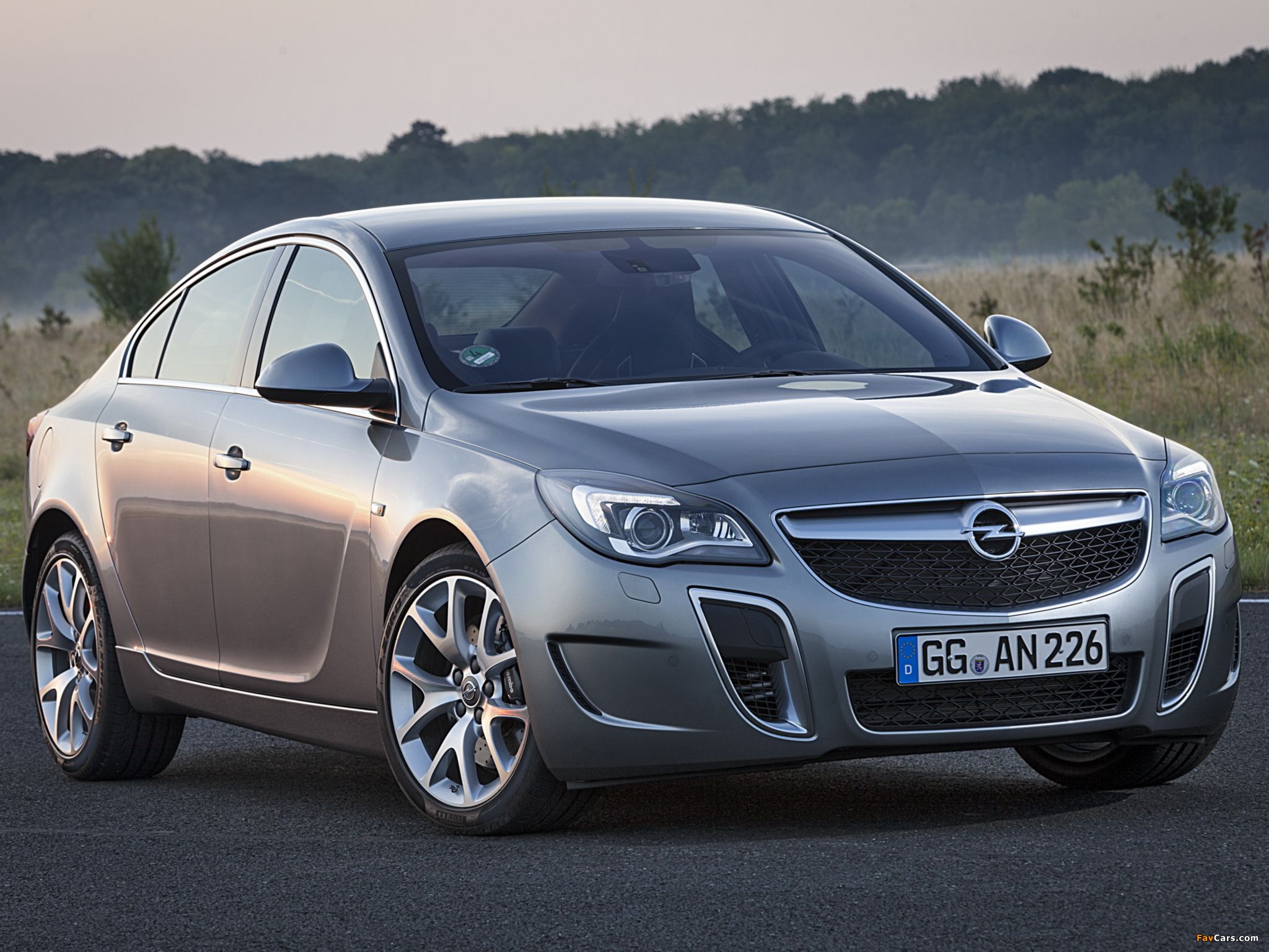 2048x1536 image of Opel Insignia OPC 2013 (2048x1536)