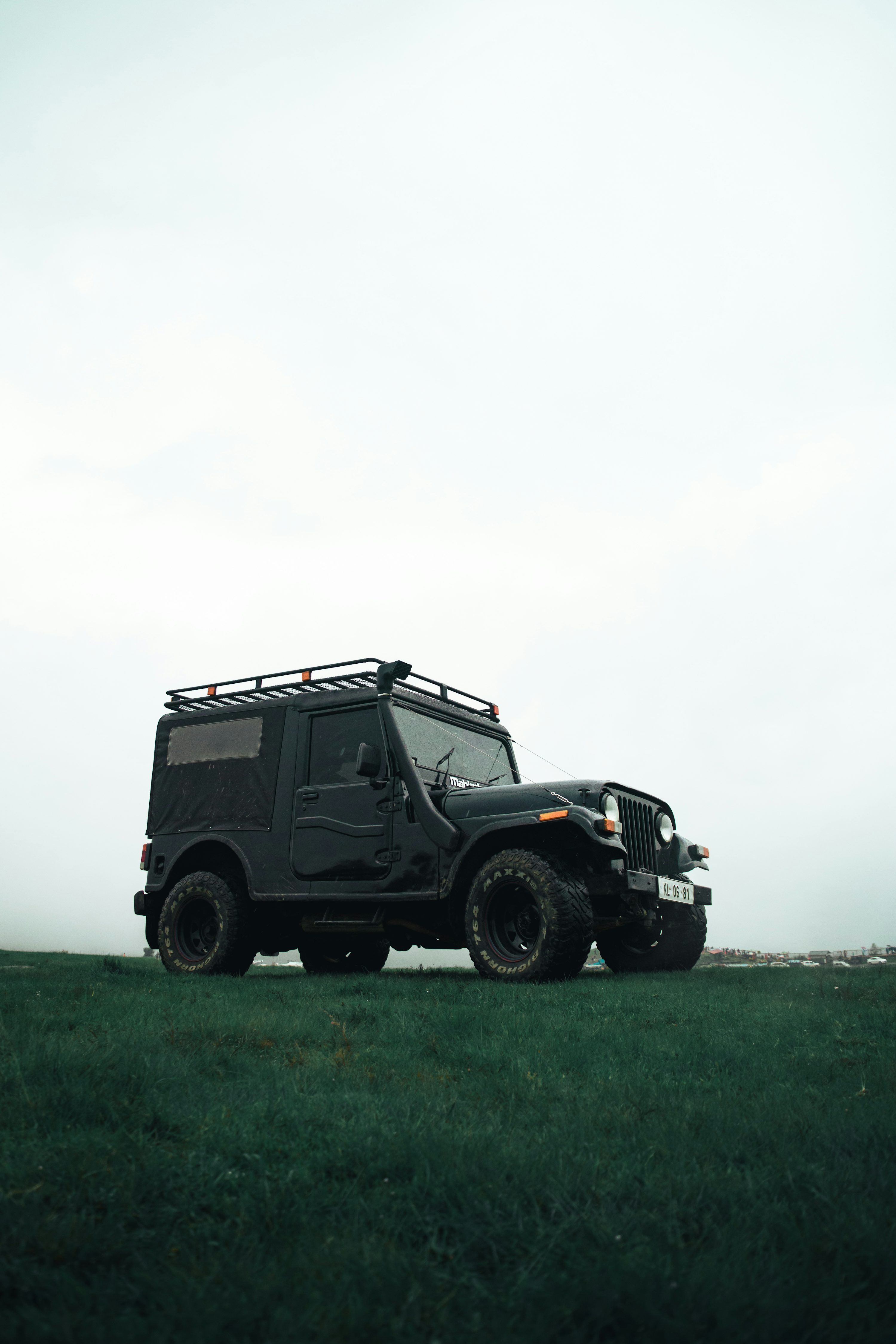 3000x4500 Mahindra Thar Picture. Download Free Image