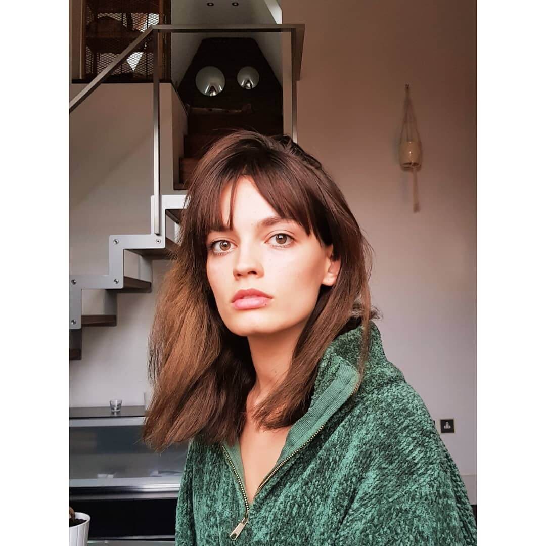 1080x1080 Hot Picture Of Emma Mackey That Will Make Your Heart Thump For Her
