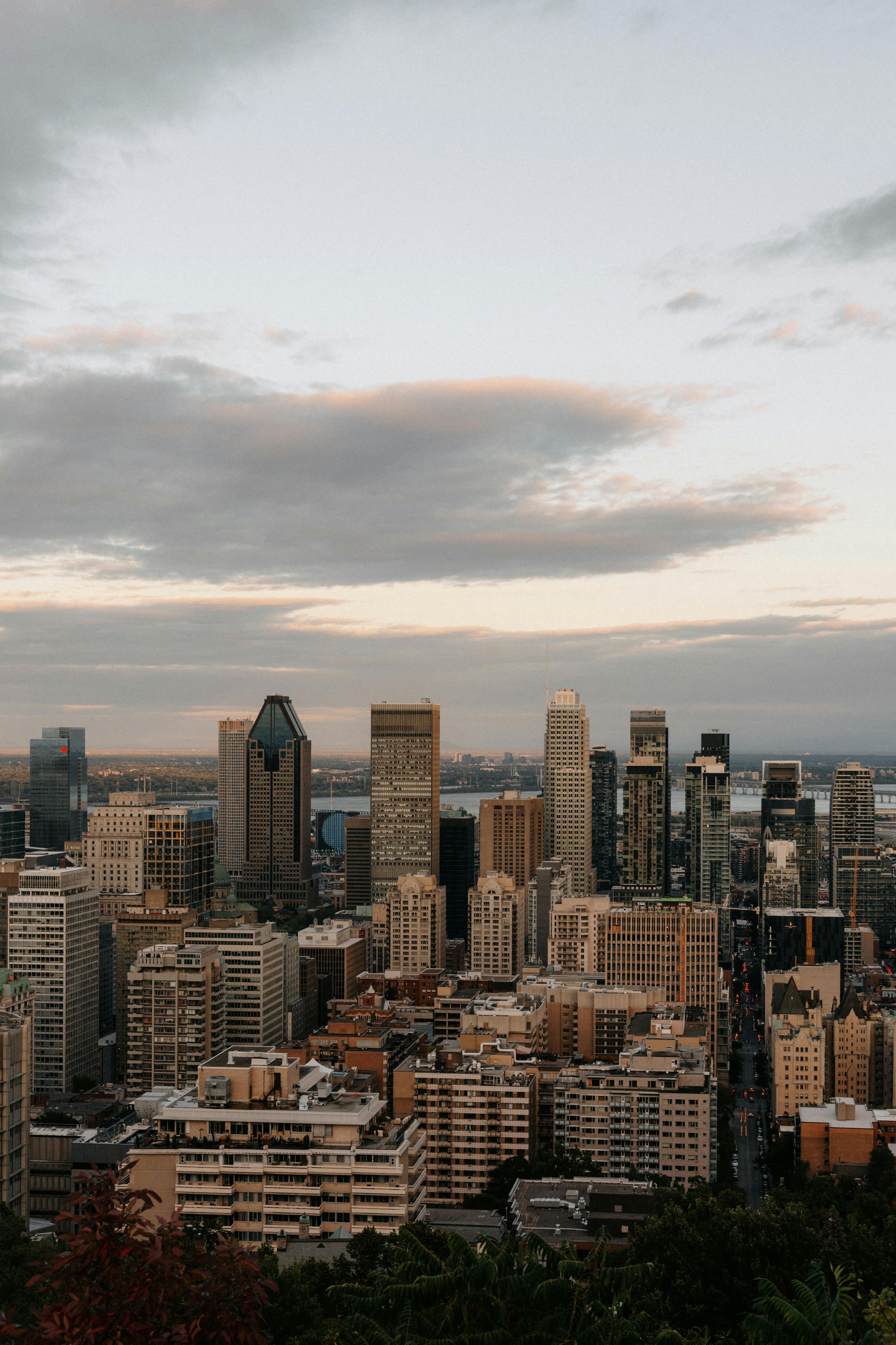 4151x6226 Aerial View of Montreal Skyline at Dusk · Free