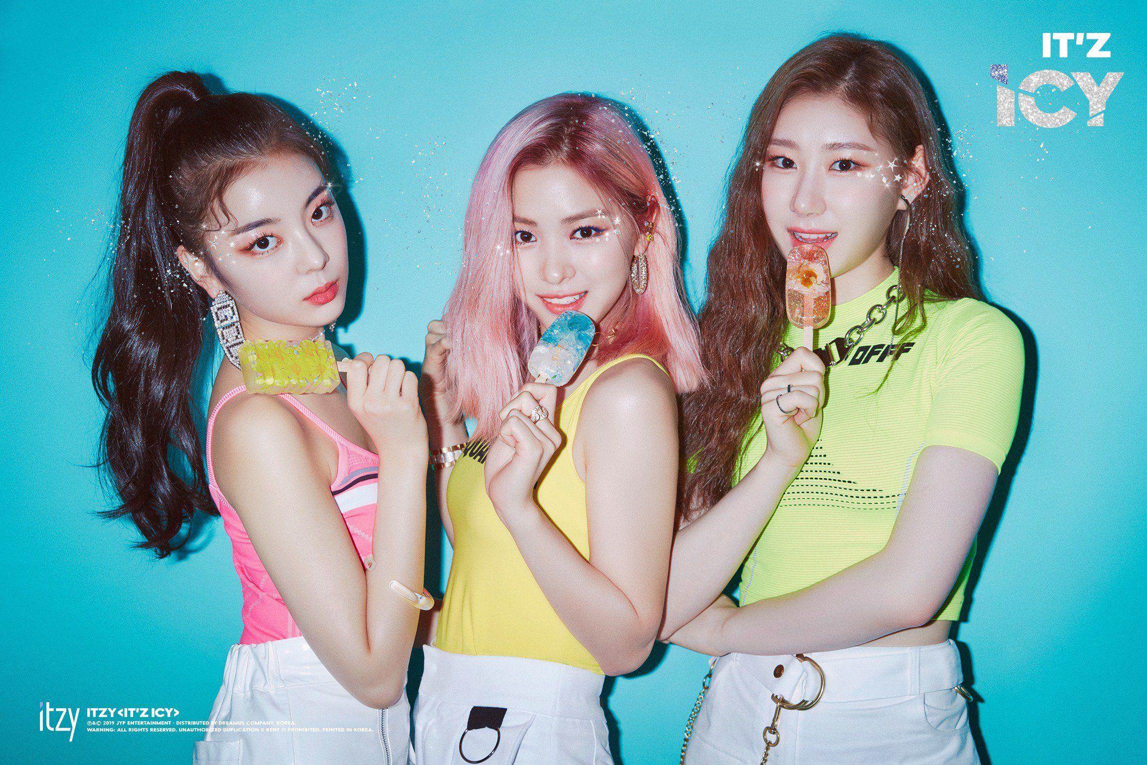 2300x1533 ITZY'z ICY (Teaser Image 2)