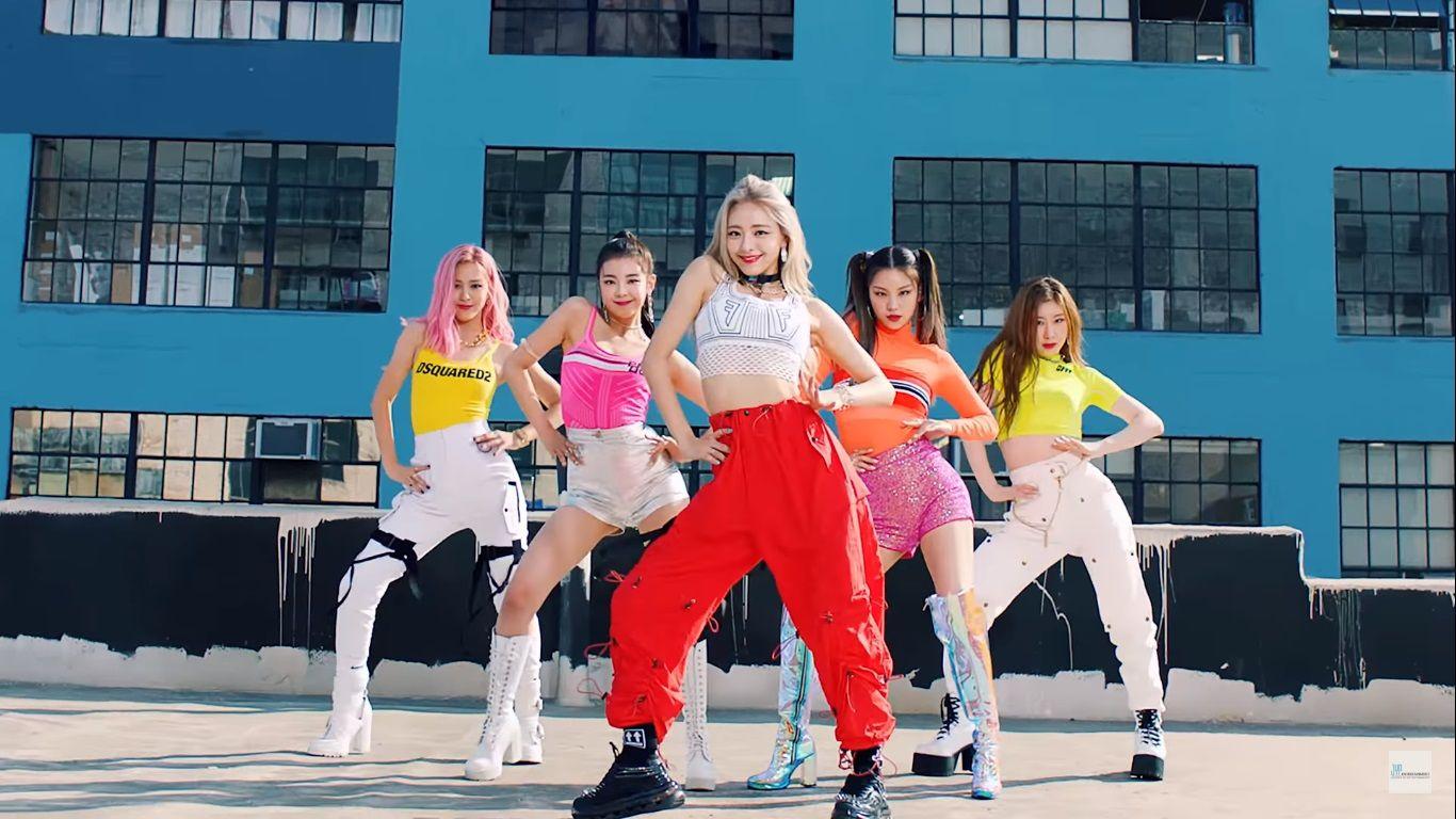 1366x768 ITZY Shows Choreography Song 'ICY' in the Comeback MV Teaser