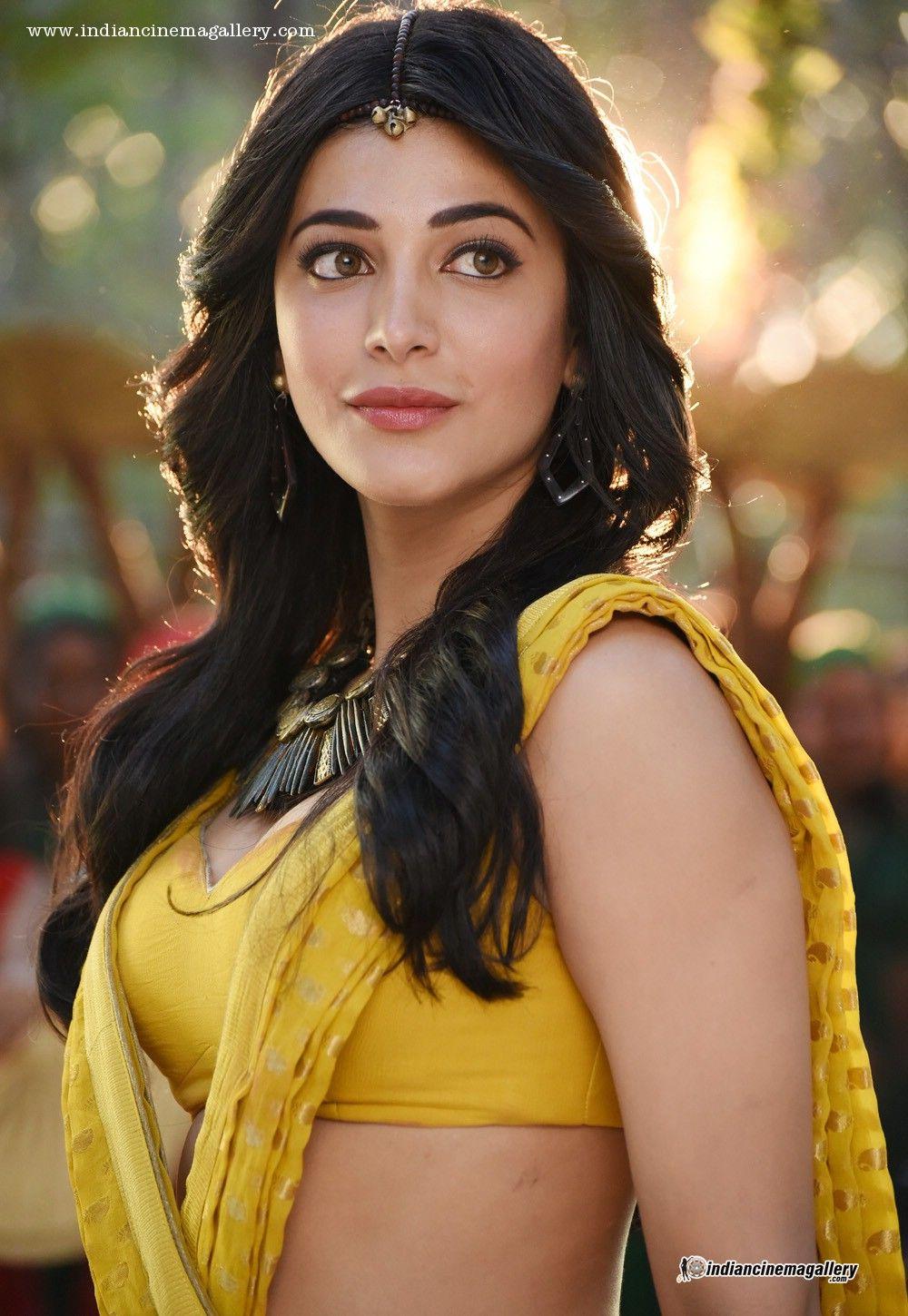 1000x1450 Shruti Hassan Image