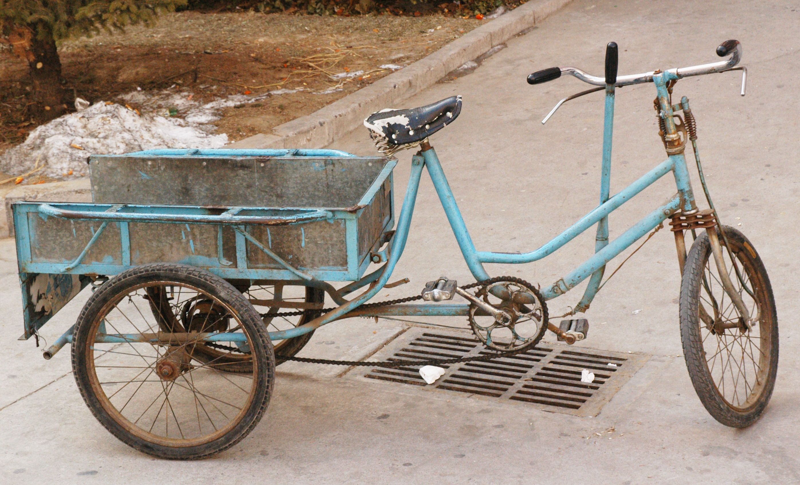 2792x1692 blue tricycle free image