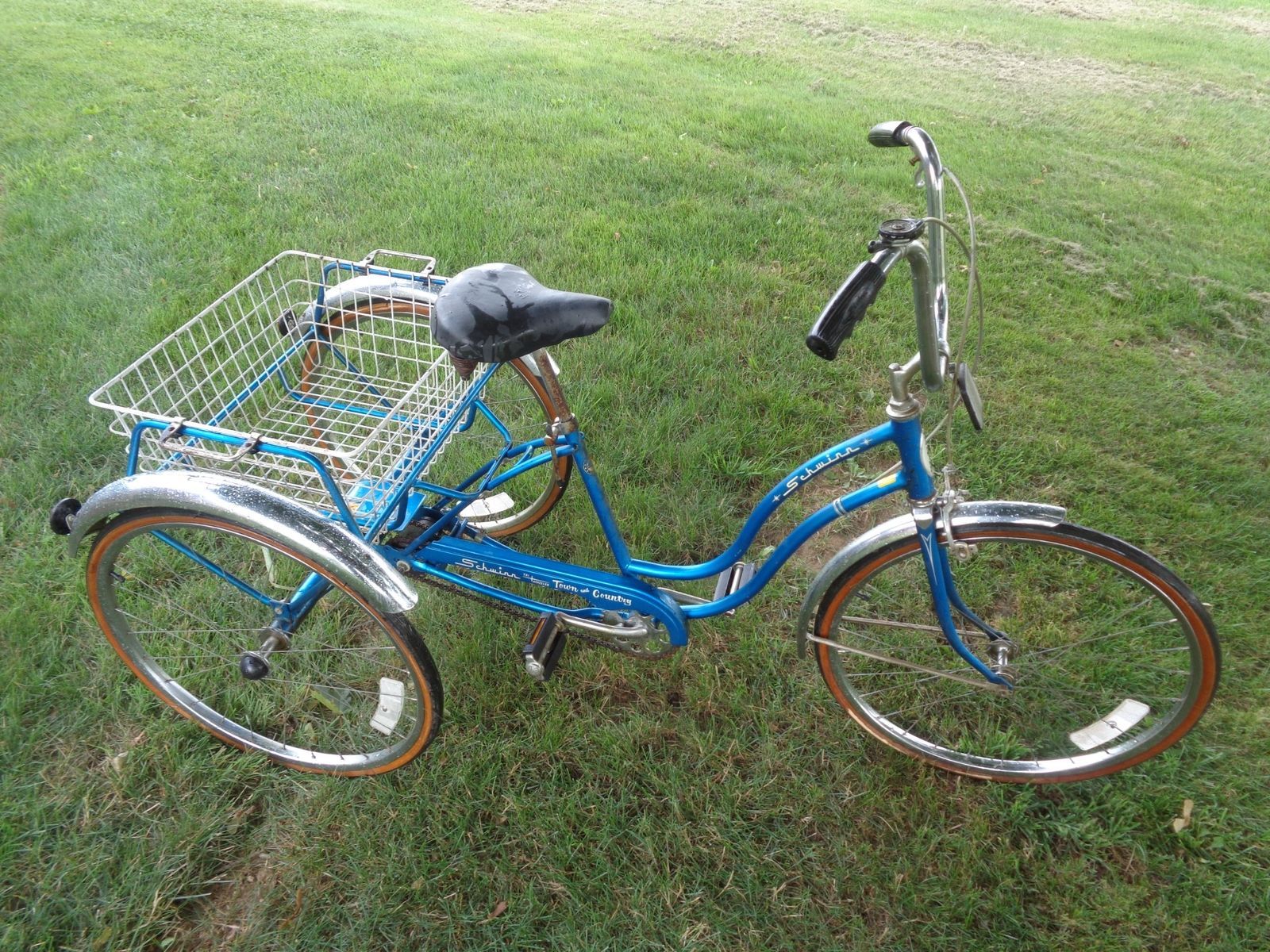 1600x1200 Bicycle Schwinn Meridian 24 Schwinn Tricycle Three Wheeled Bicycle With Basket Cruiser Bike